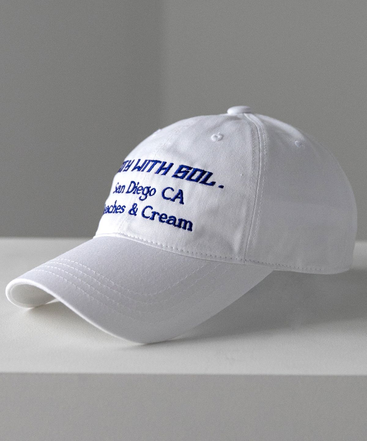 비치스앤크림(BEACHESANDCREAM) SANDIEGO CA BALL CAP-WHITE