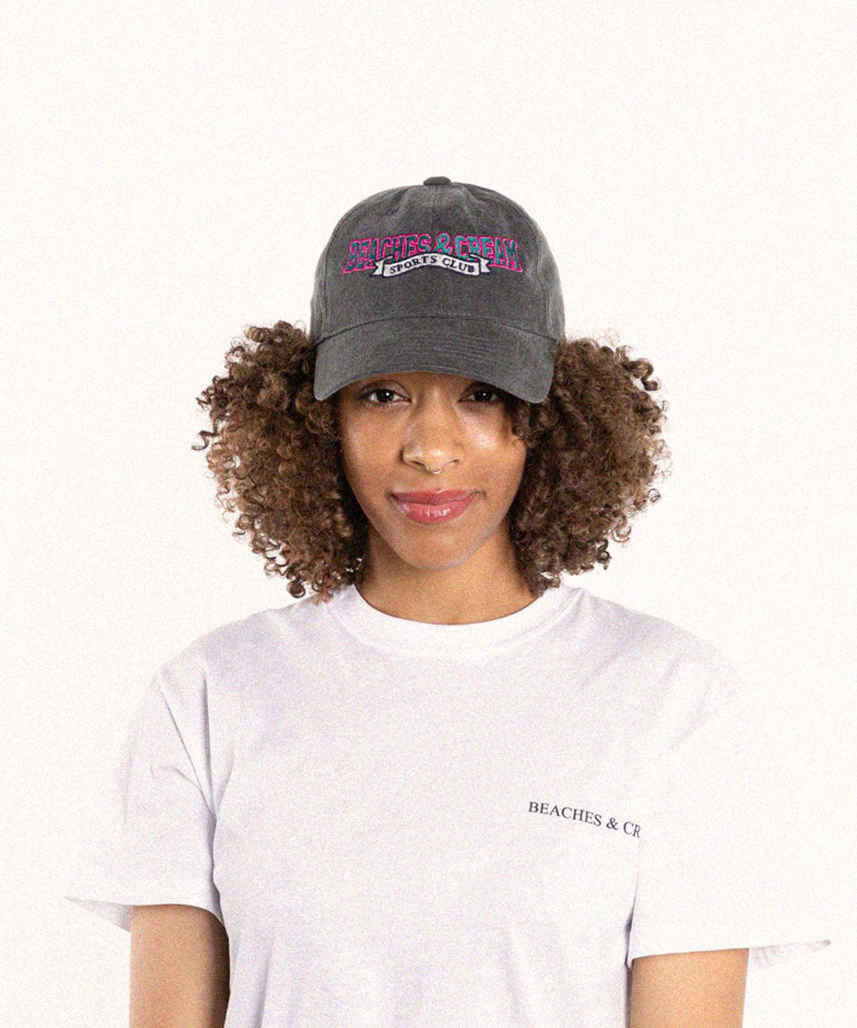 비치스앤크림(BEACHESANDCREAM) SPORTS CLUB PIGMENT BALL CAP-CHARCOAL
