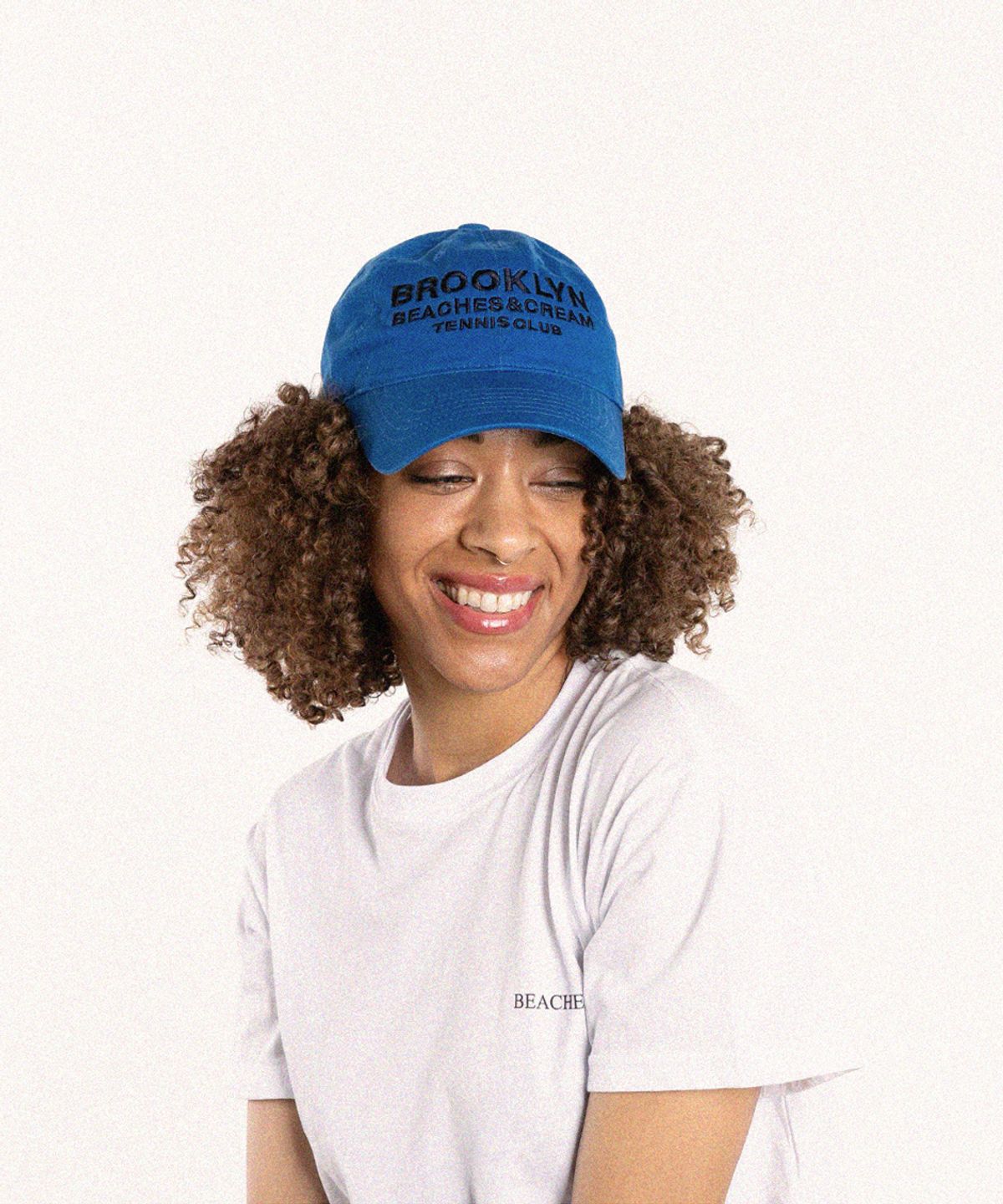비치스앤크림(BEACHESANDCREAM) BROOKLYN TENNIS CLUB BALL CAP-BLUE