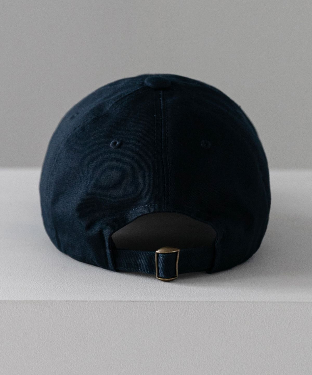 비치스앤크림(BEACHESANDCREAM) SMALL LOGO BALL CAP-NAVY
