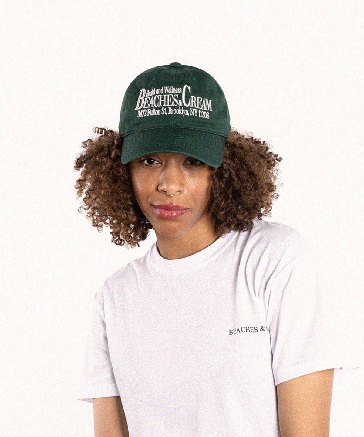 비치스앤크림(BEACHESANDCREAM) HEALTH AND WELLNESS BALL CAP-DARK GREEN