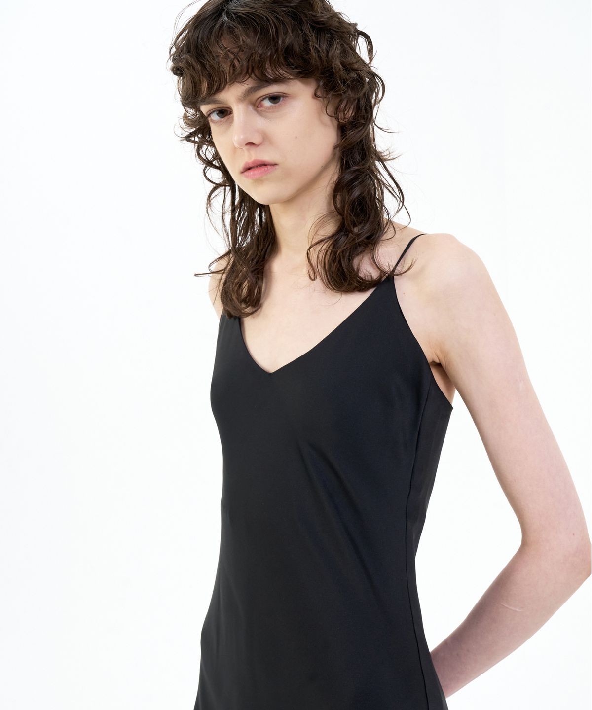 비콰이엇(B QUIET) MAXI SATIN SLIP DRESS_BLACK