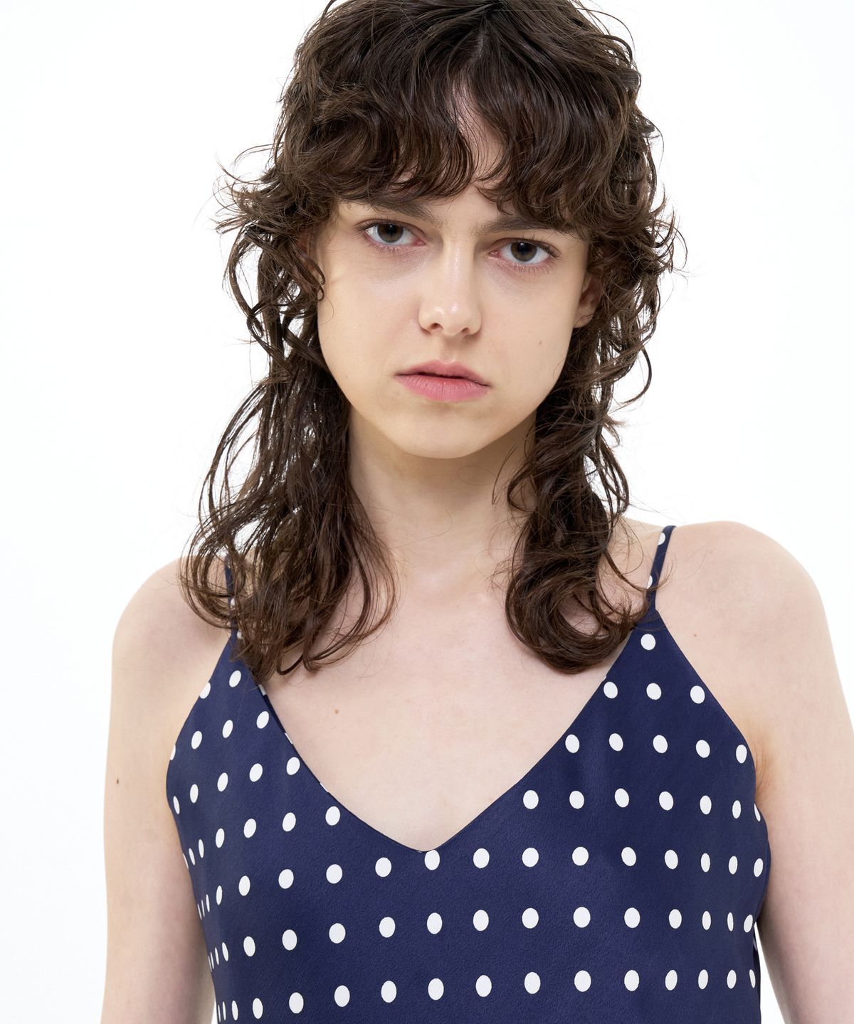 비콰이엇(B QUIET) MAXI SATIN SLIP DRESS DOT_NAVY IVORY