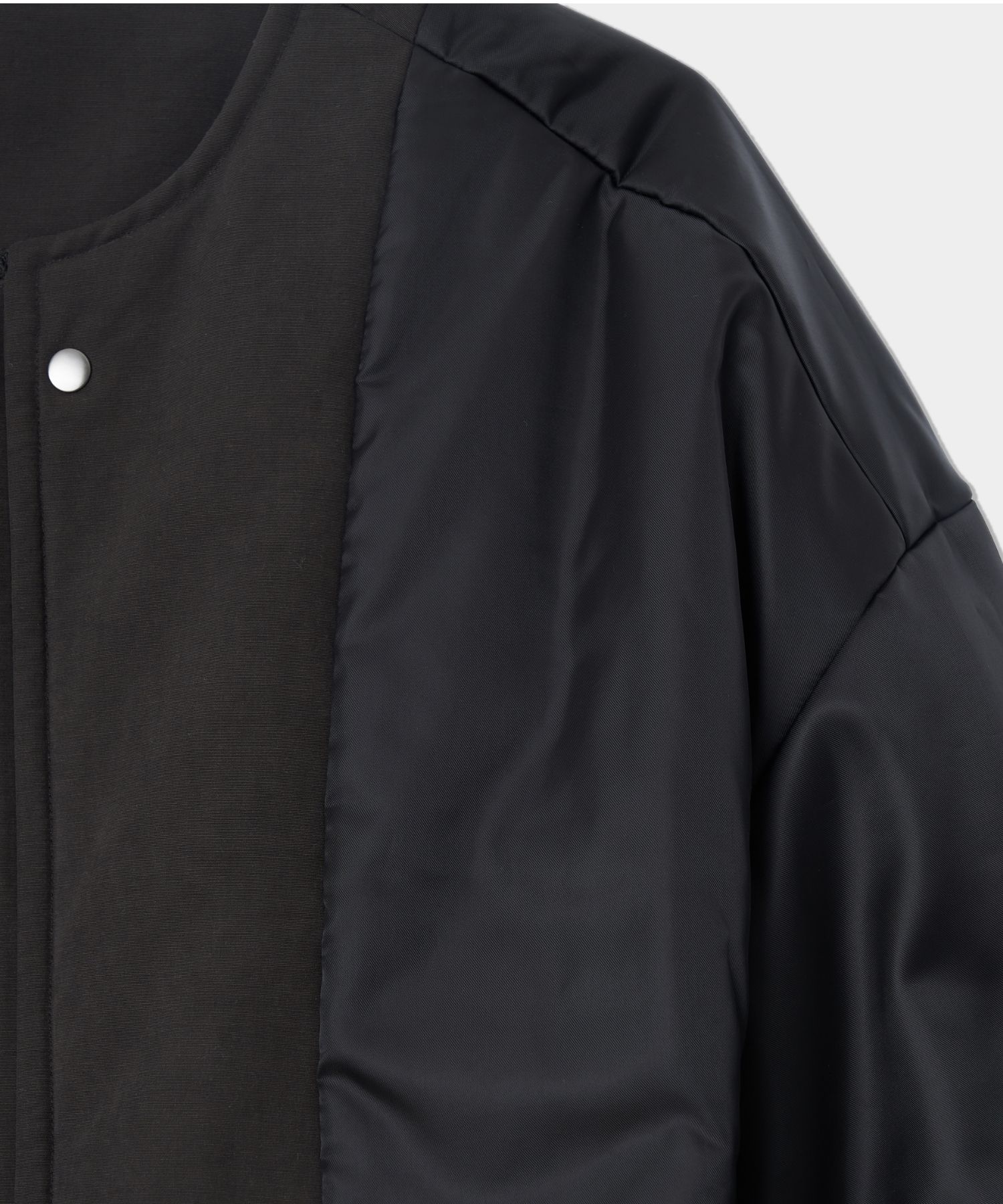 ジャケット SATUR (W) Illy Padded MA1 Jumper Neutral Black SATUR | 세터 | 일리 패디드 MA-1 점퍼 뉴트럴 블랙