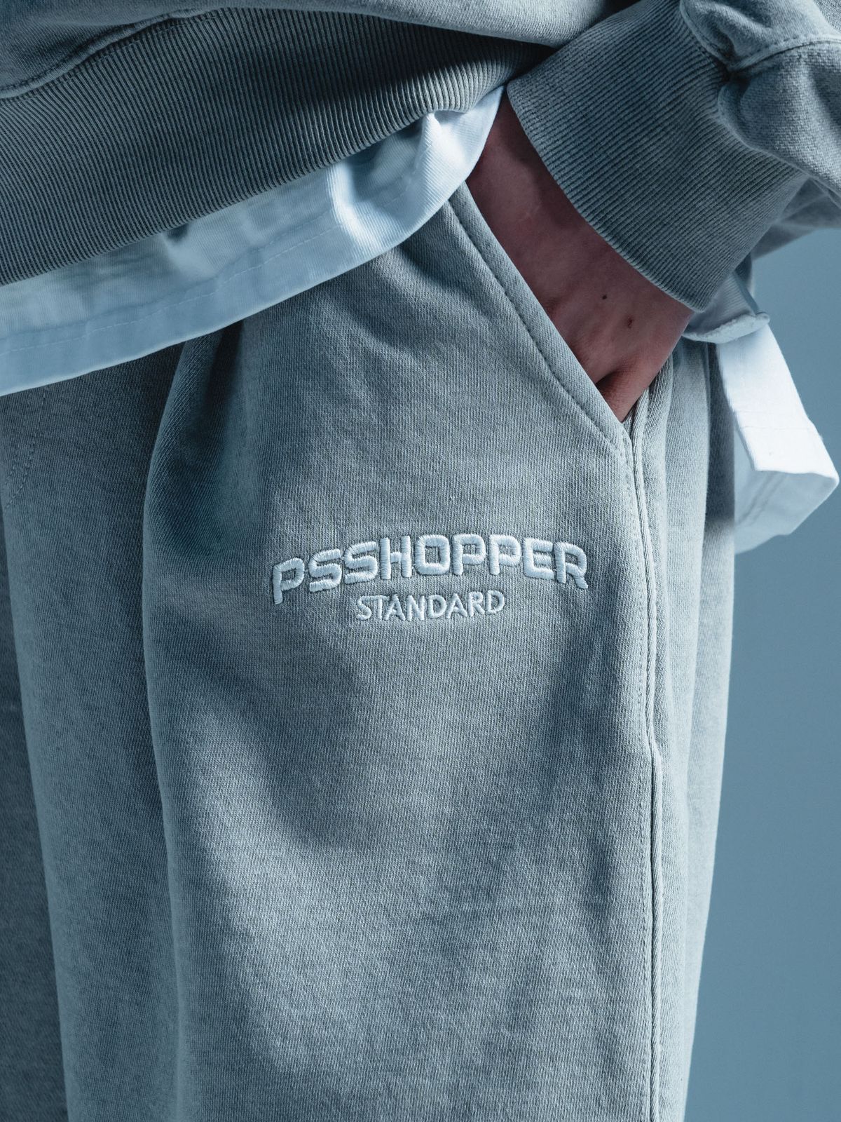 피에스쇼퍼(PSSHOPPER) 오리지널 피그먼트 워싱 반바지(쇼츠) [라이트그레이]