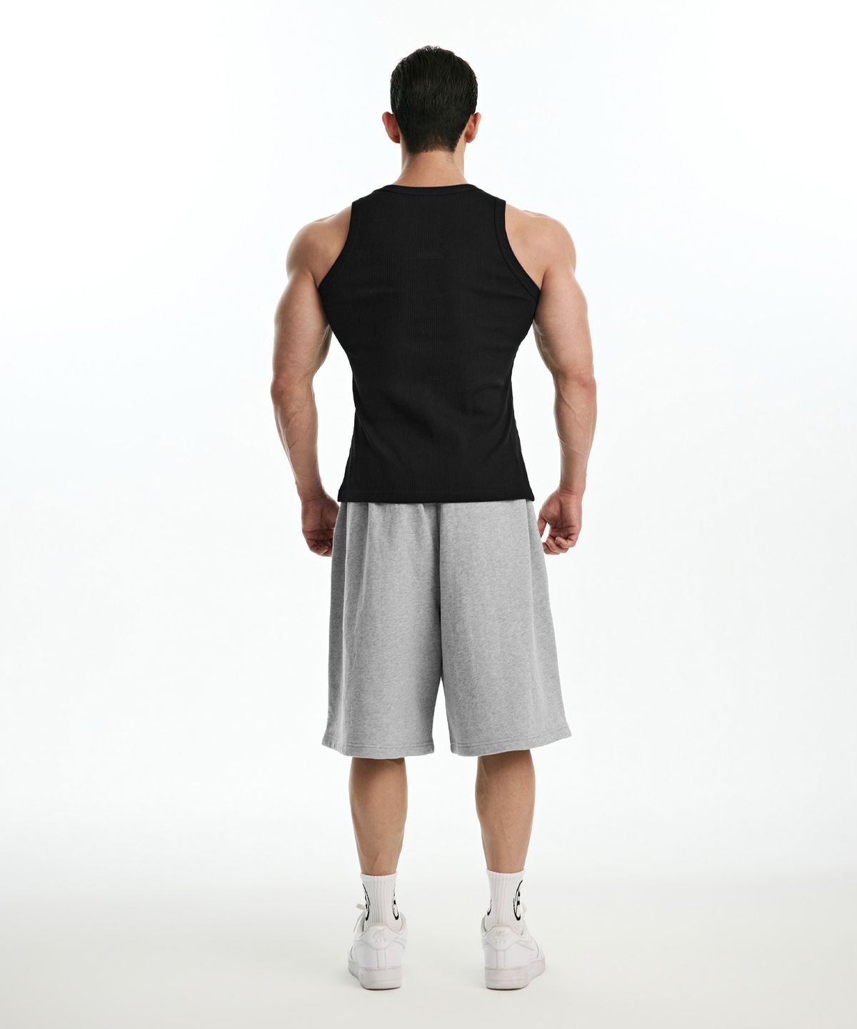 본투윈(BORN TO WIN) CHROME B LOGO HALF PANTS LONG VER [MELANGE GREY]