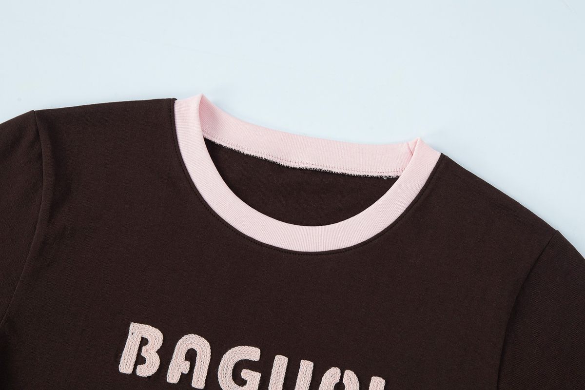 샐러드바구니(SALAD BAGUNI) Embroidered Crop T-shirt - brown pink