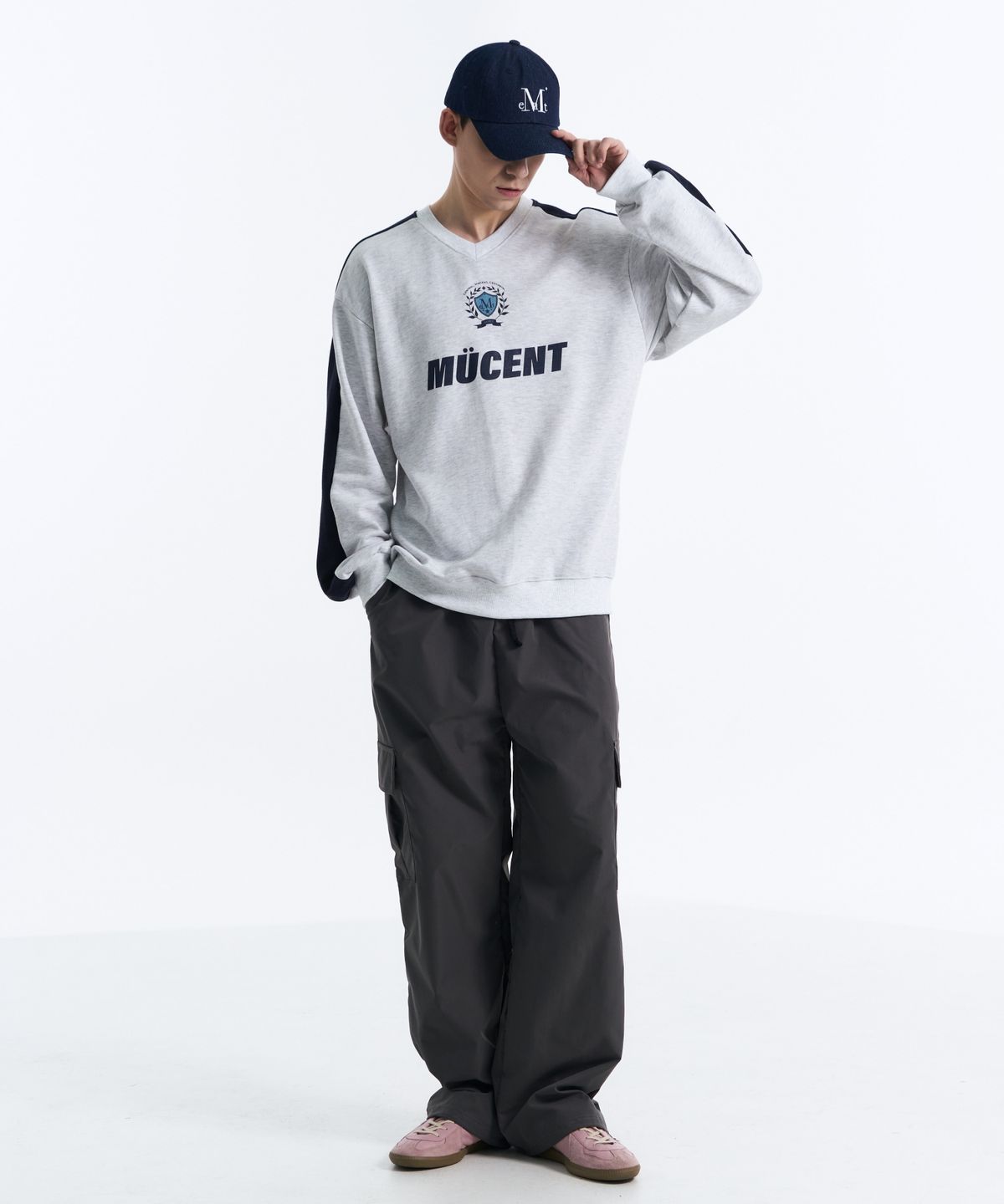 무센트(MUCENT) 싸커 유니폼 풋볼 스포티 맨투맨 (네이비, 그레이)