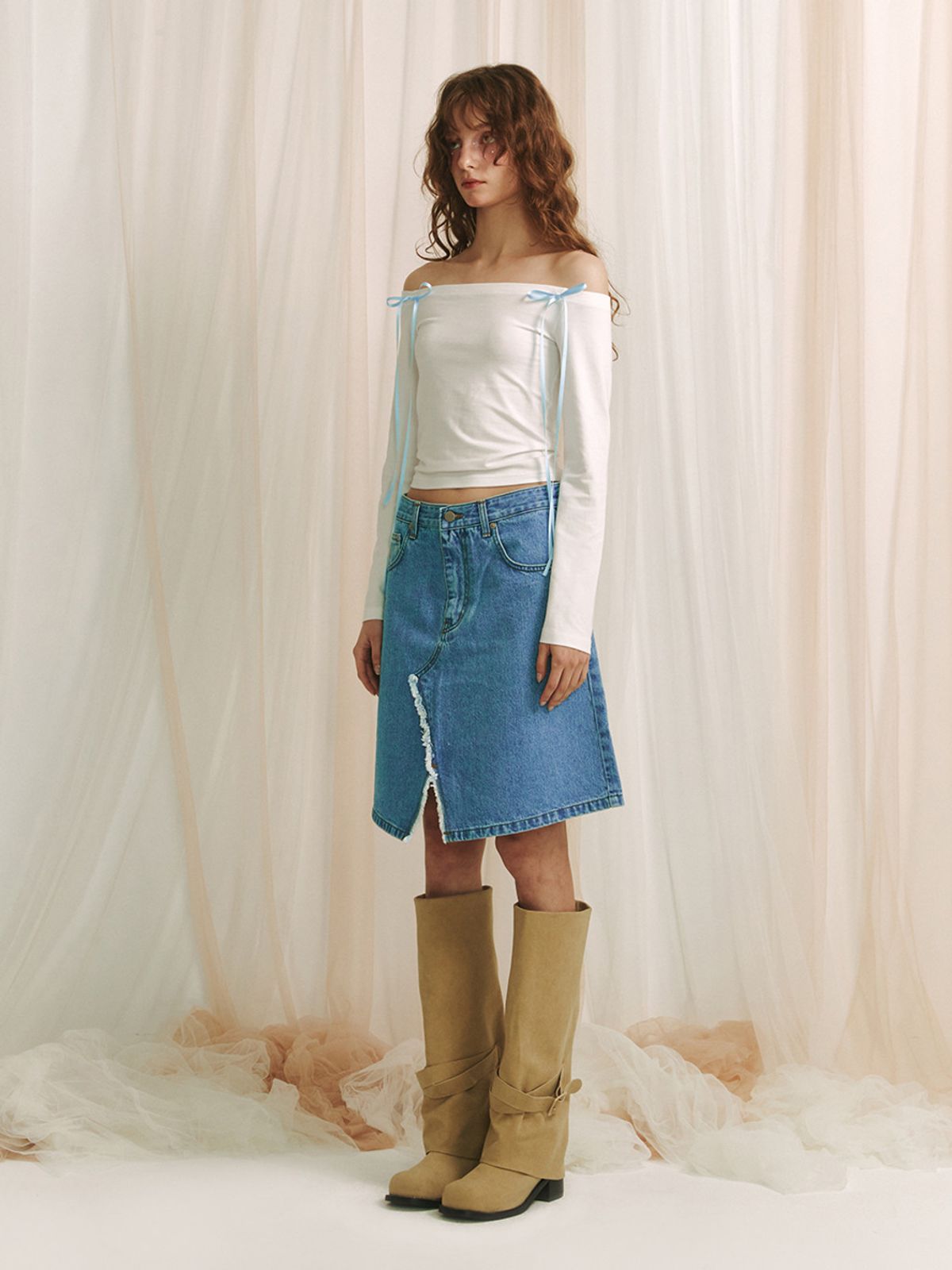 민더리(MEENDERI) RIBBON OFF-SHOULDER TOP - WHITE