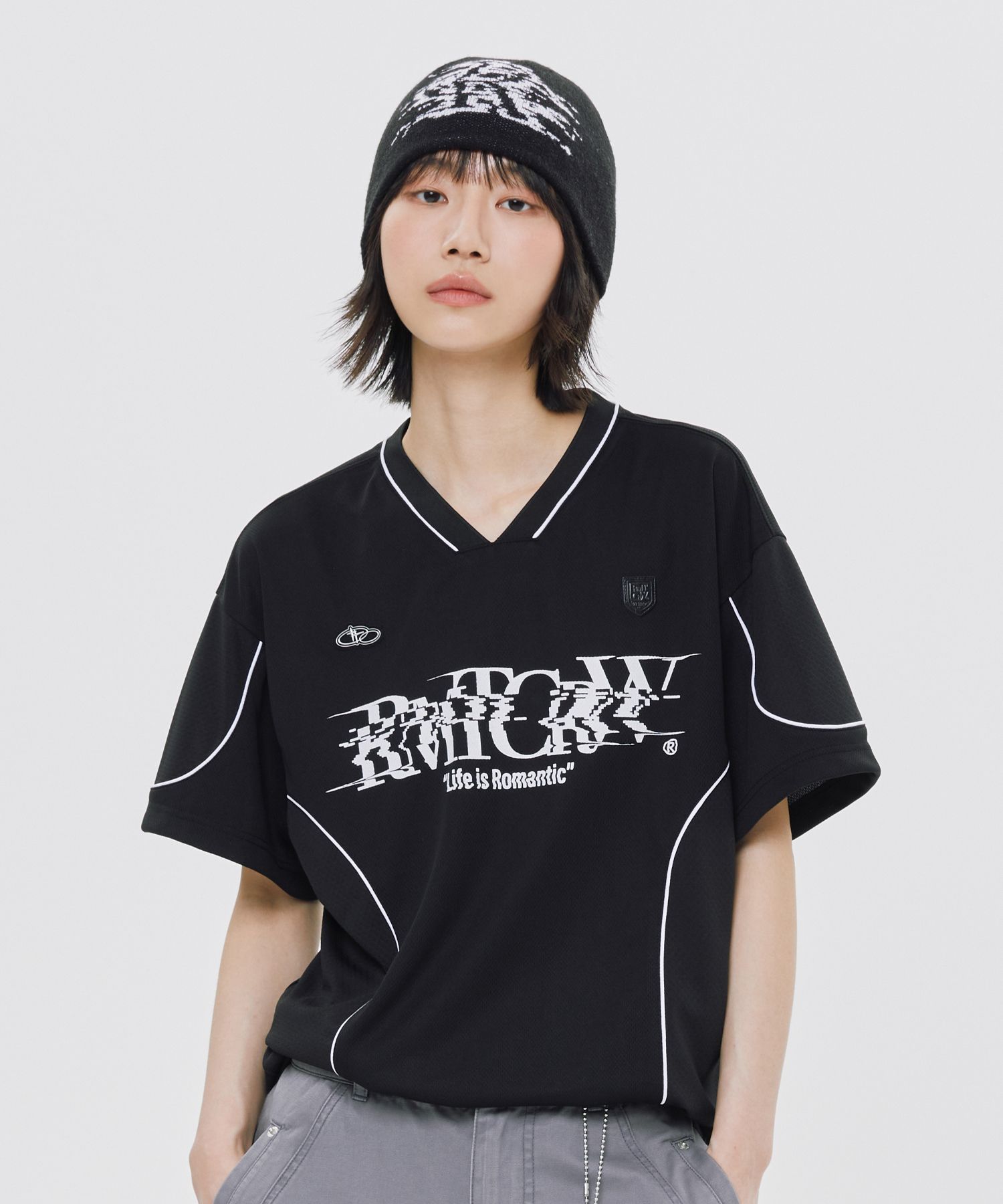 [ROMANTIC CROWN]★25SU★韓国人気★PIPING SPORTS JERSEY Vol.3 MUSINSA | ROMANTIC CROWN Piping Sports Jersey_Black