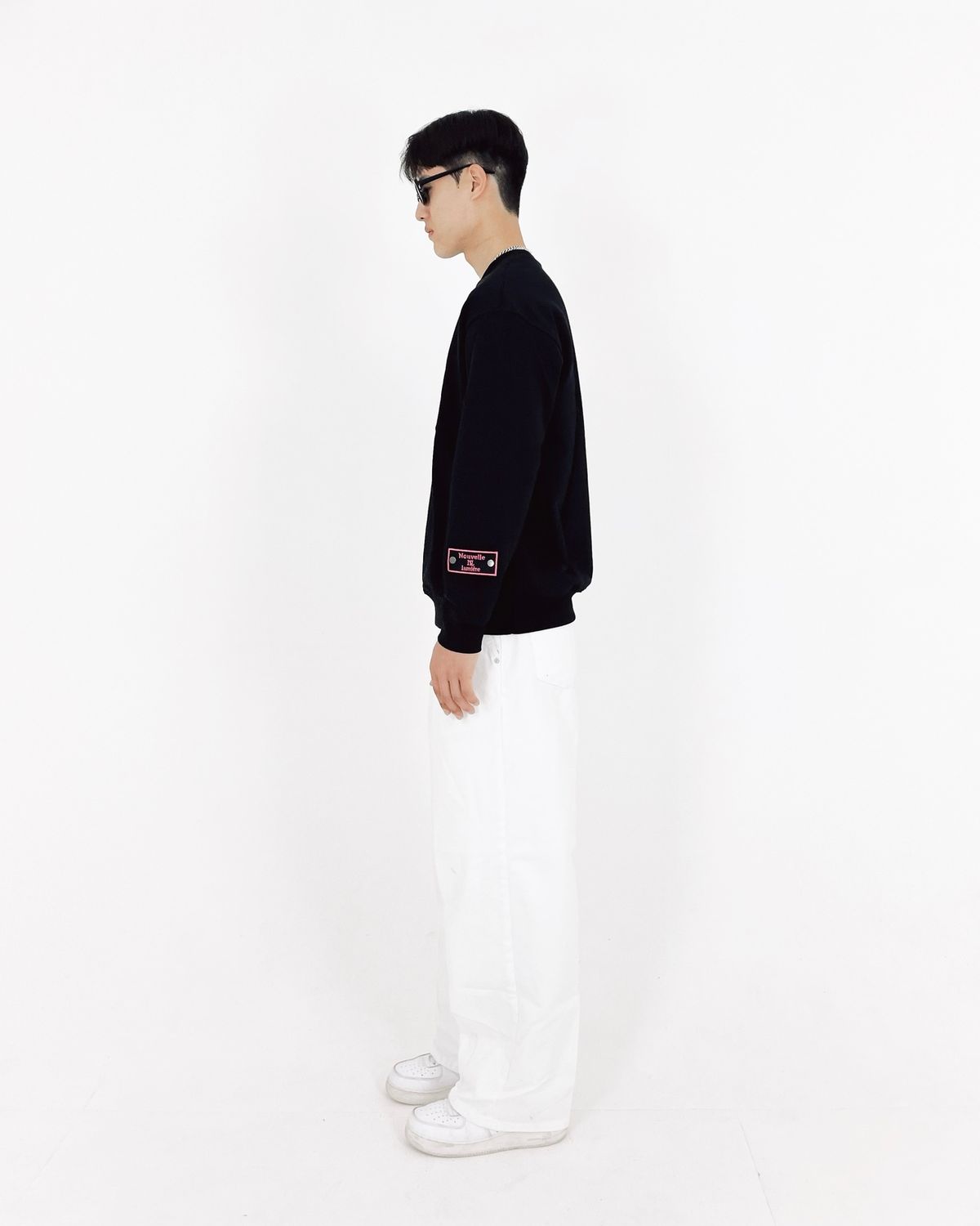 누벨르미에르(NOUVELLE LUMIERE) 시그니처 맨투맨 핑크와펜