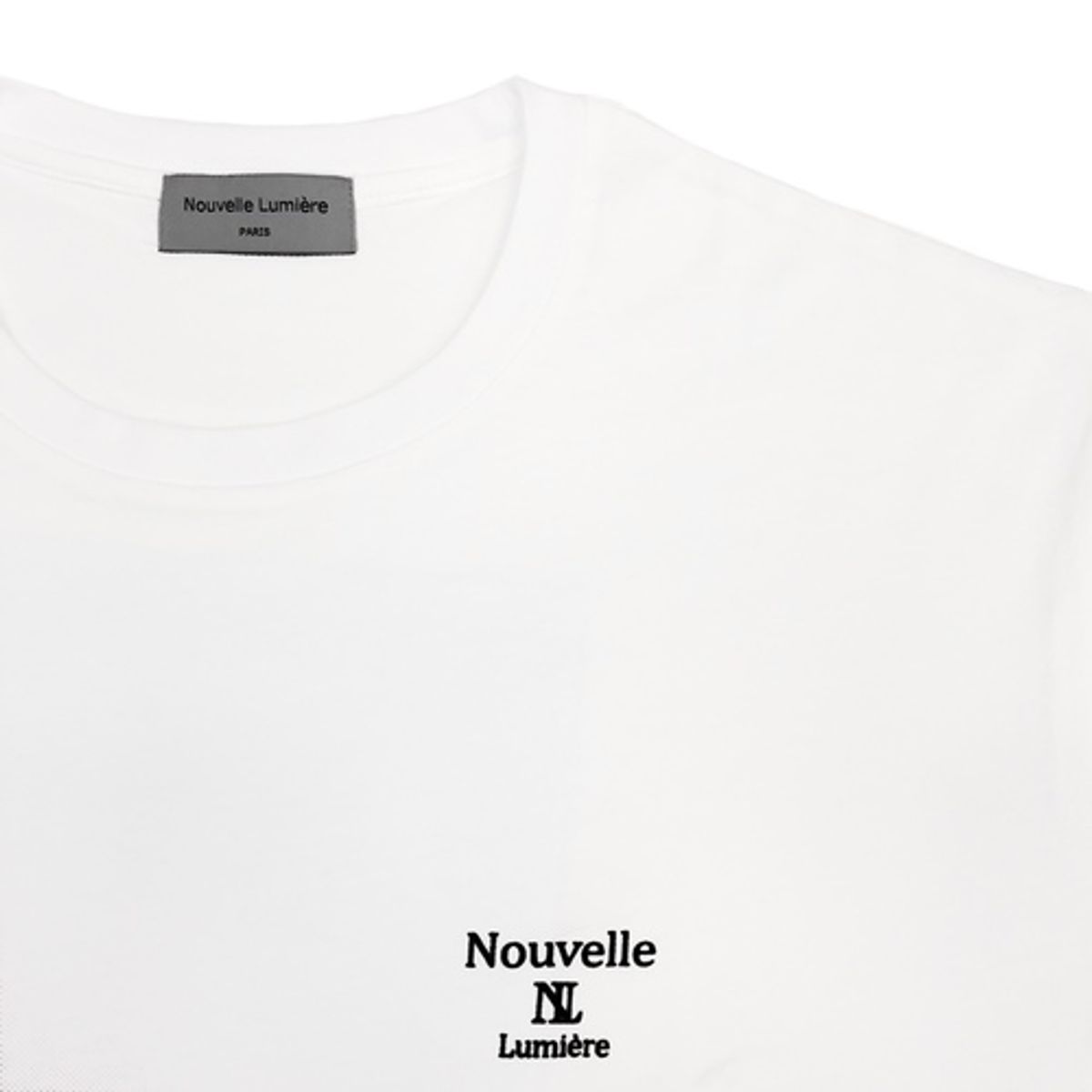 누벨르미에르(NOUVELLE LUMIERE) 백로고 화이트 반팔 티셔츠