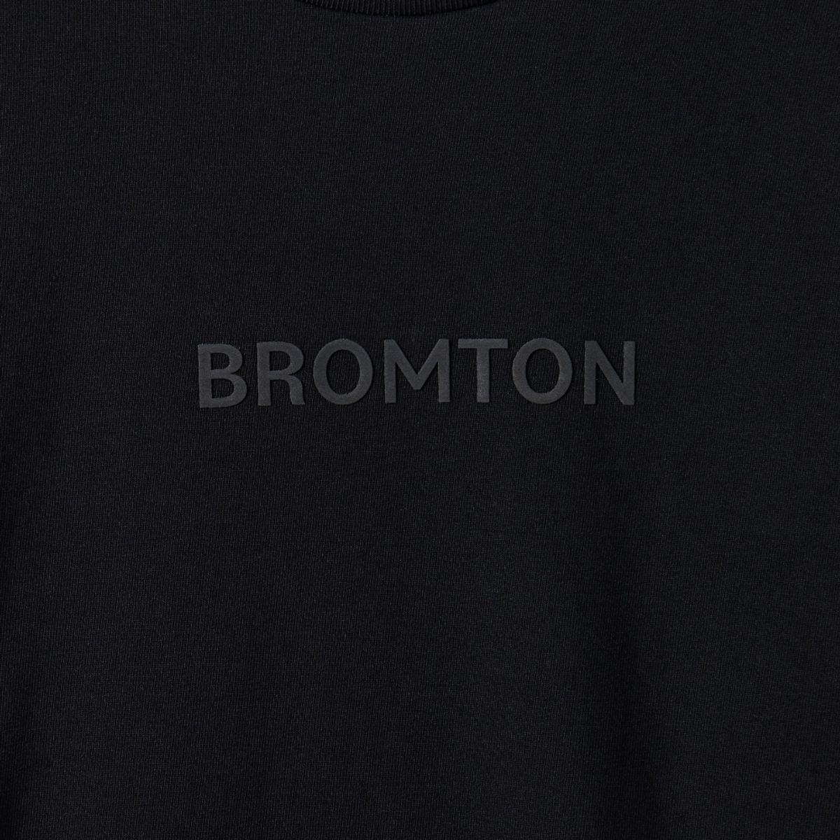브롬톤 런던(BROMPTON LONDON) 1975 BROMPTON LOGO T-SHIRT - BLACK (P242UTS411)