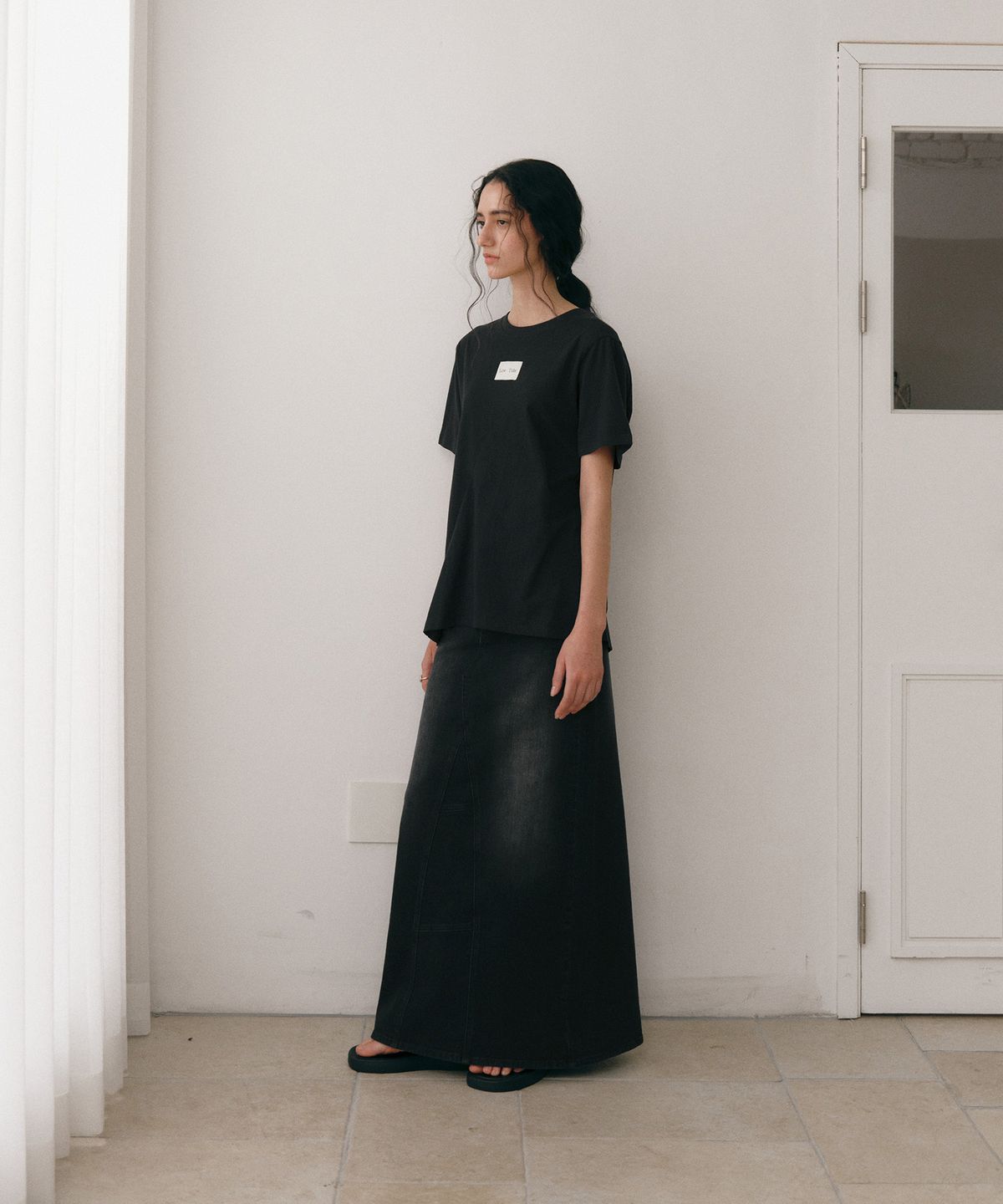 로우타이드(LOW TIDE) LABEL T-SHIRT [BLACK]