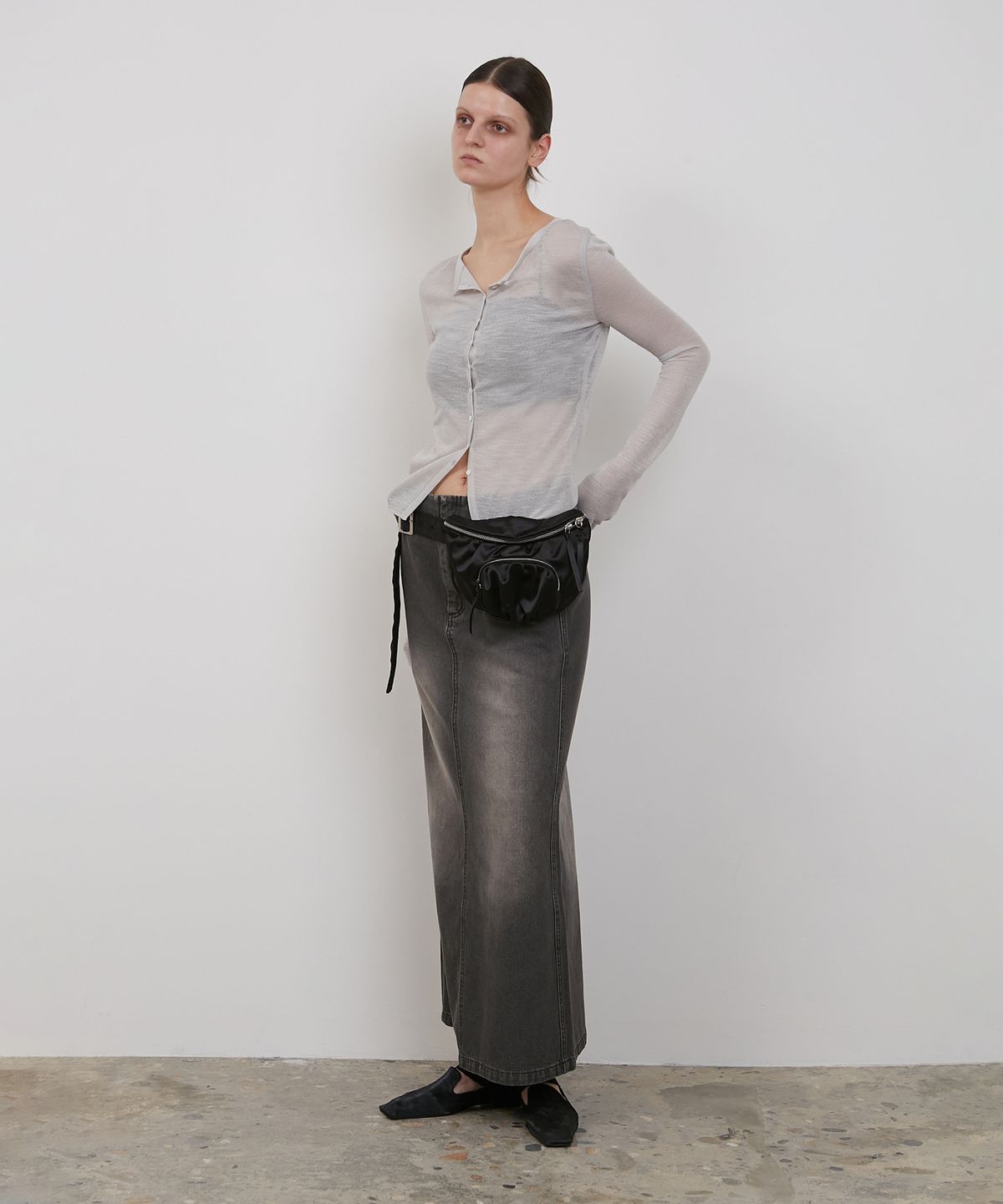 로우타이드(LOW TIDE) DENIM MAXI SKIRT [CHARCOAL]