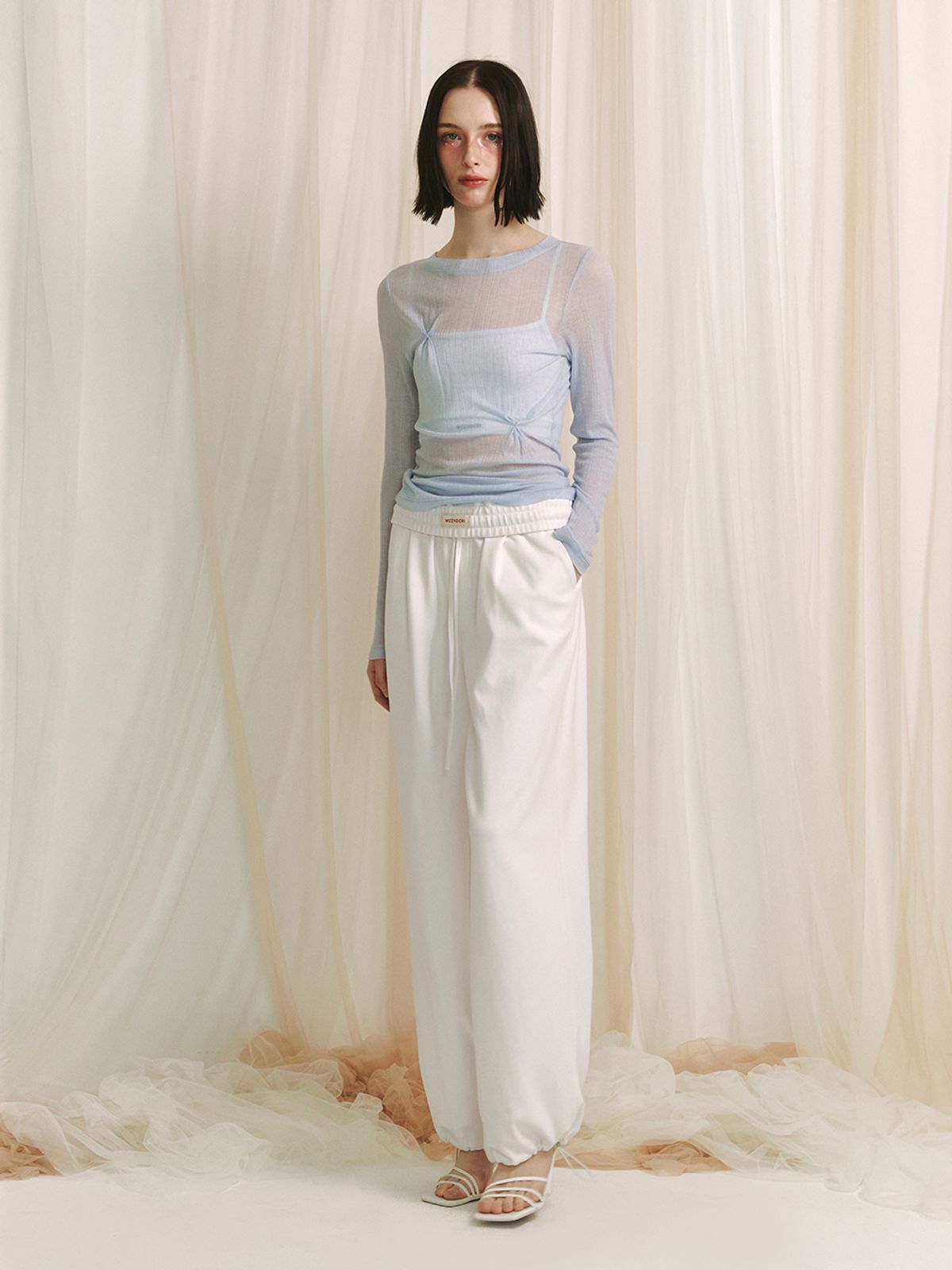 민더리(MEENDERI) PINCHED SEE-THROUGH TOP  - SKY BLUE