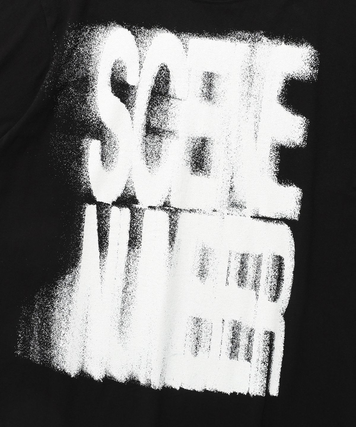 이스트쿤스트(ISTKUNST) SCENE NUMBER TEE_BLACK(IK2EMMT509A)