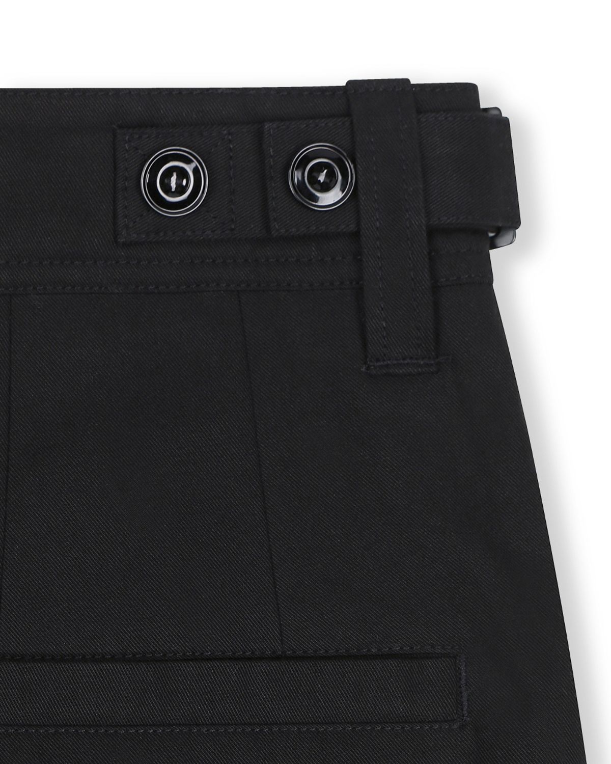 비슬로우(BESLOW) DEEP ONE TUCK CHINO SHORTS BLACK