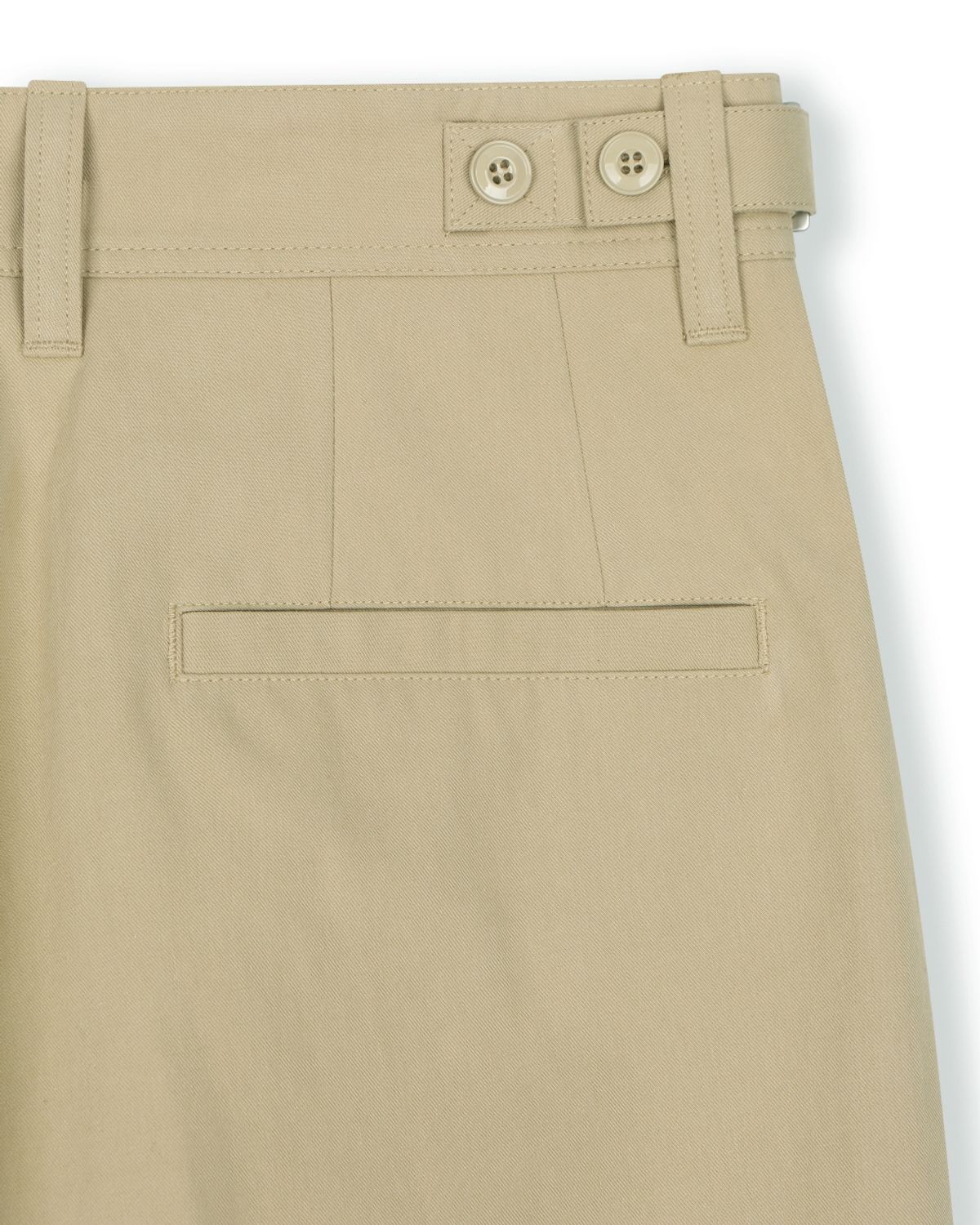 비슬로우(BESLOW) DEEP ONE TUCK CHINO SHORTS BEIGE