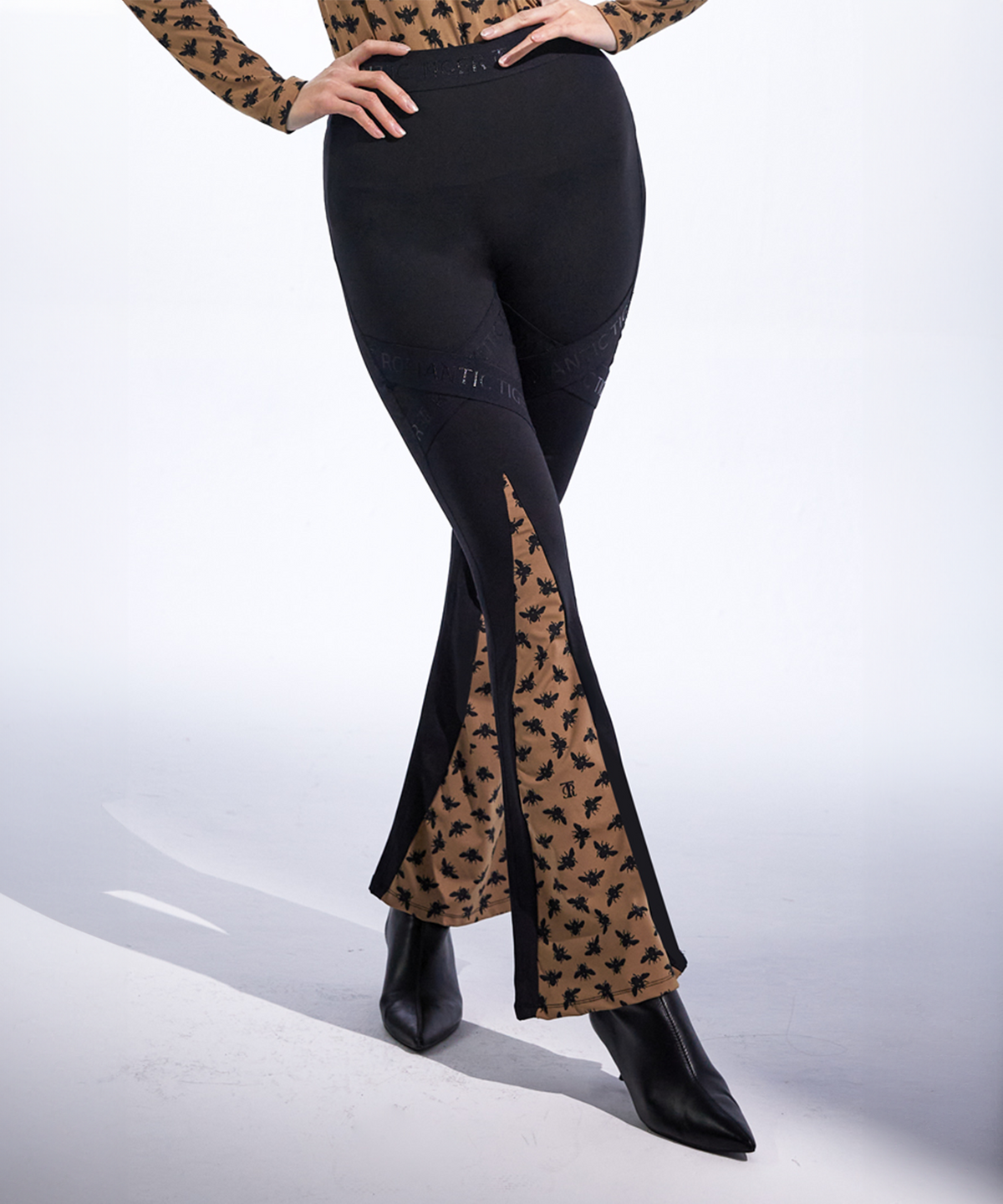 로맨틱타이거(ROMANTIC TIGER) hippie girl patch work bootcut leggings