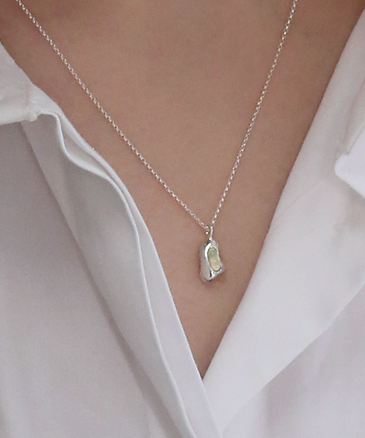 레인디어(REINDEER) GENTLE STONE NECKLACE 03