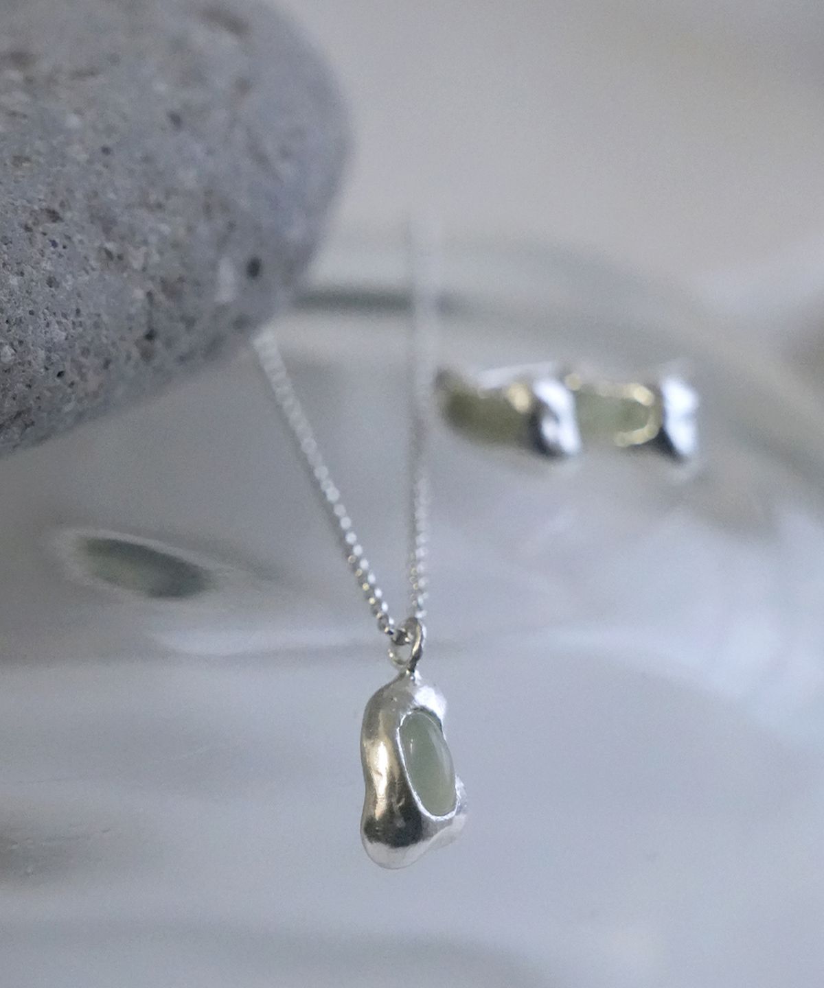 레인디어(REINDEER) GENTLE STONE NECKLACE 03