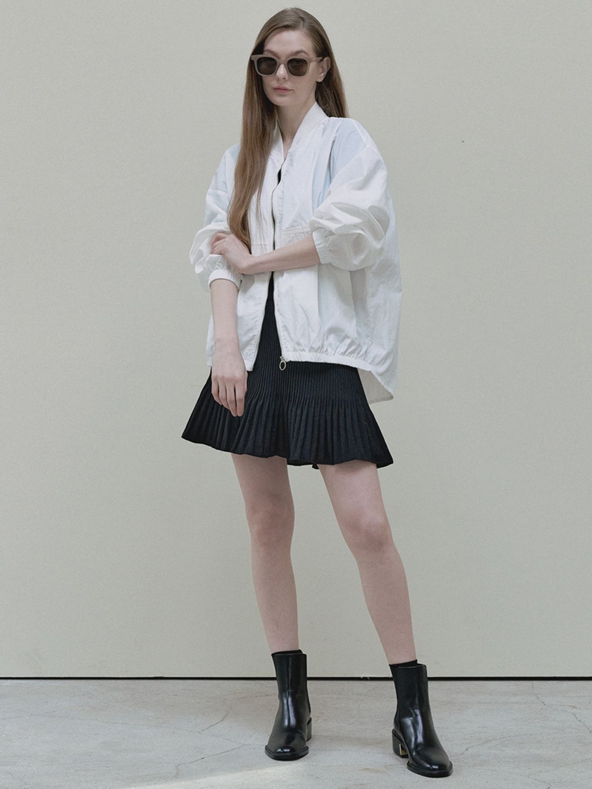 아방(AVANT-G) Nylon Oversized Jumper - white