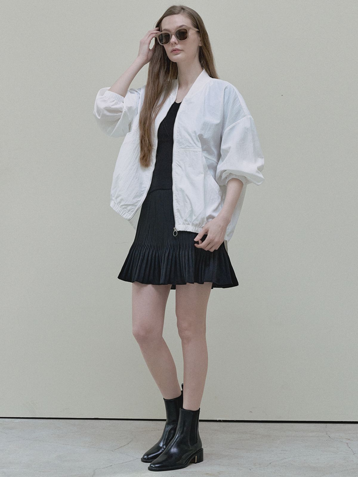아방(AVANT-G) Nylon Oversized Jumper - white