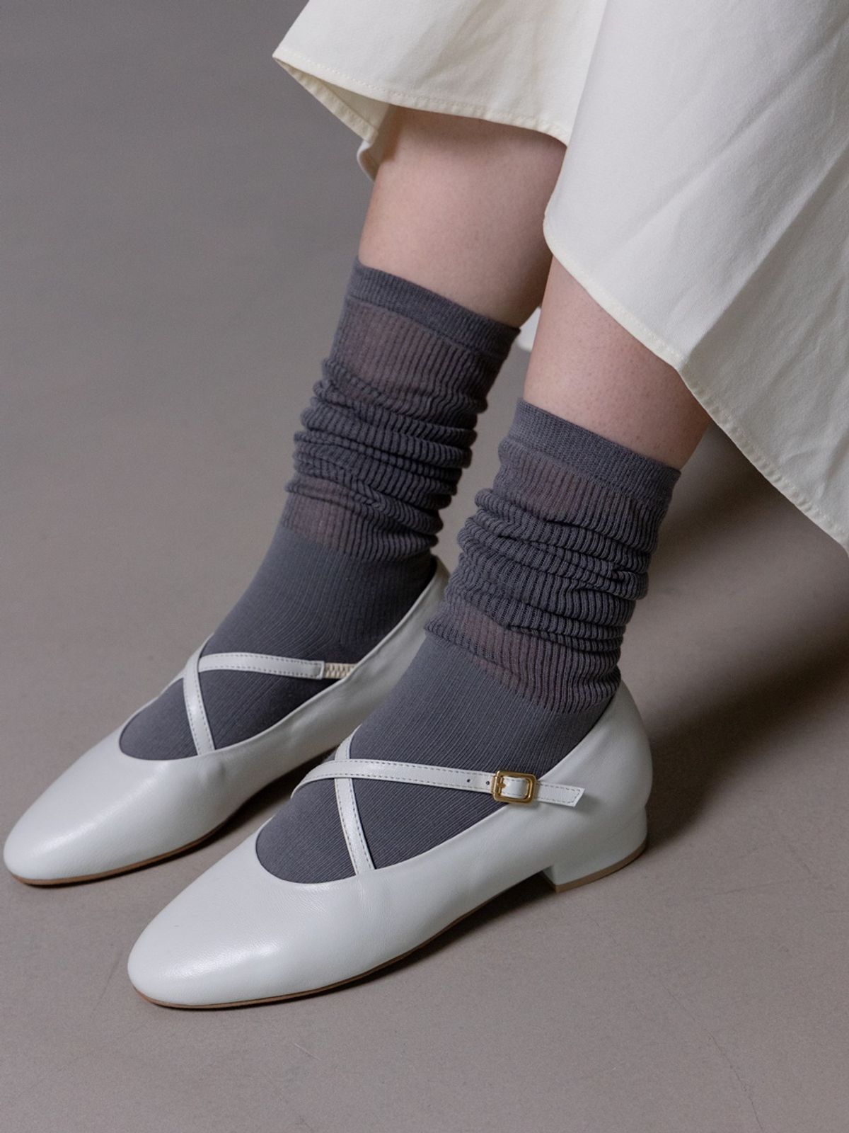 쥬다르(JEU DART) cross ballerina flat  ivory