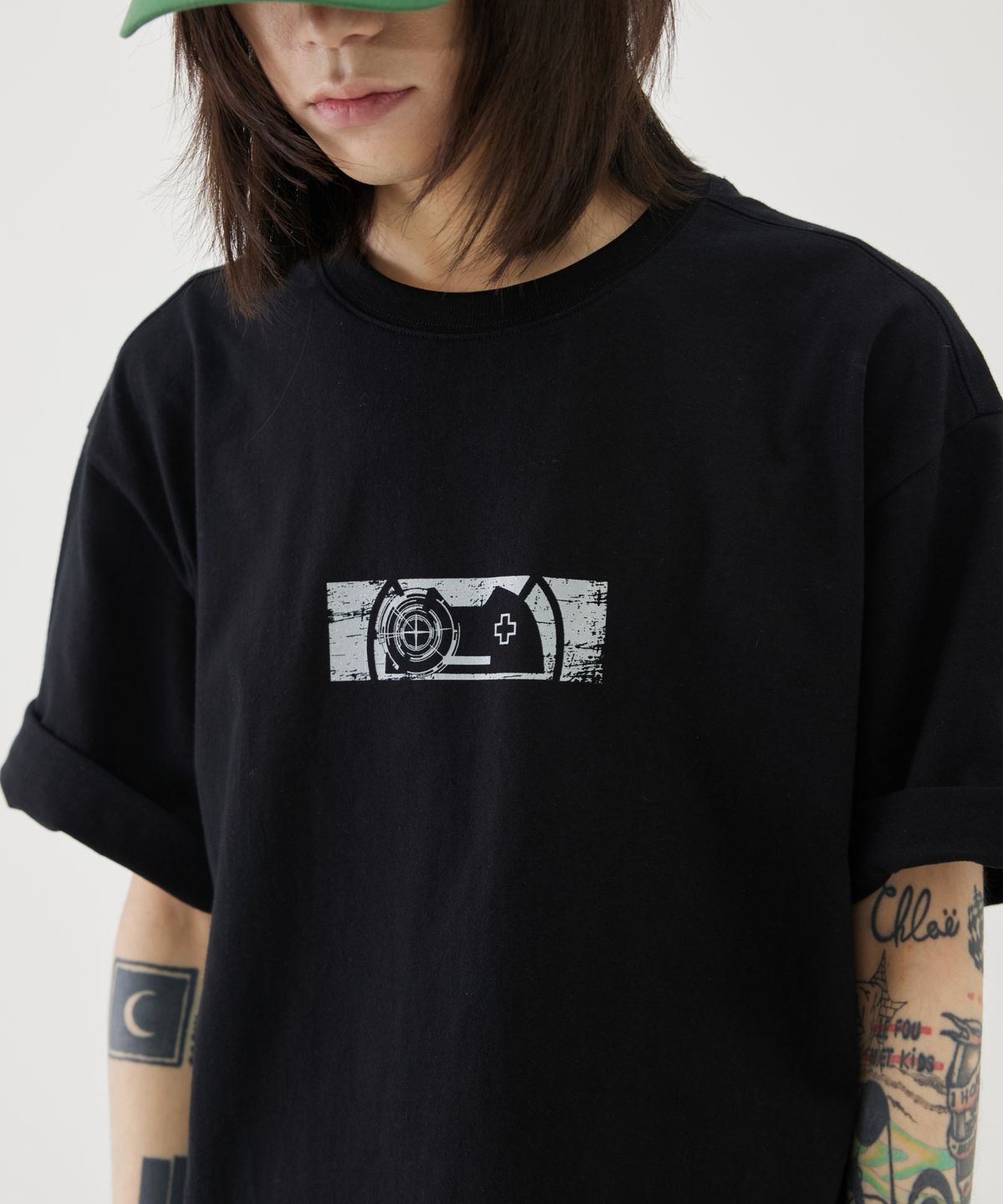 이스트서비스샵(eastserviceshop) Glitter Buddies Half T - Black