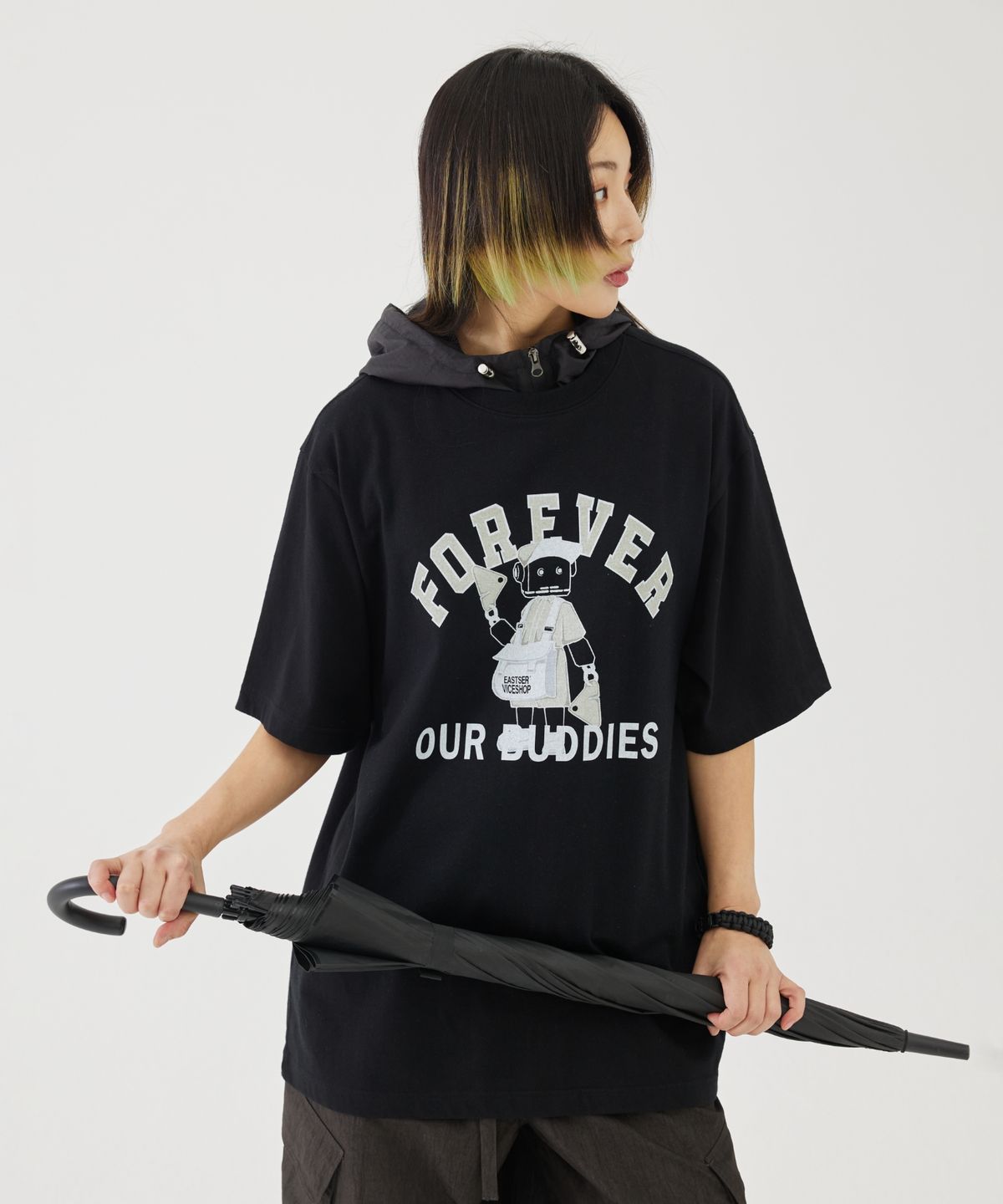 이스트서비스샵(eastserviceshop) Our Buddies Half T - Black