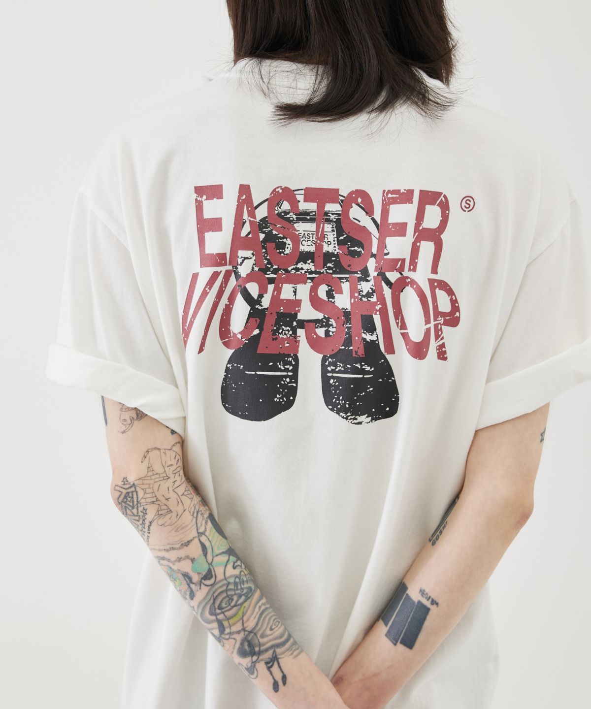이스트서비스샵(eastserviceshop) Robo Vice Shop Half T - White