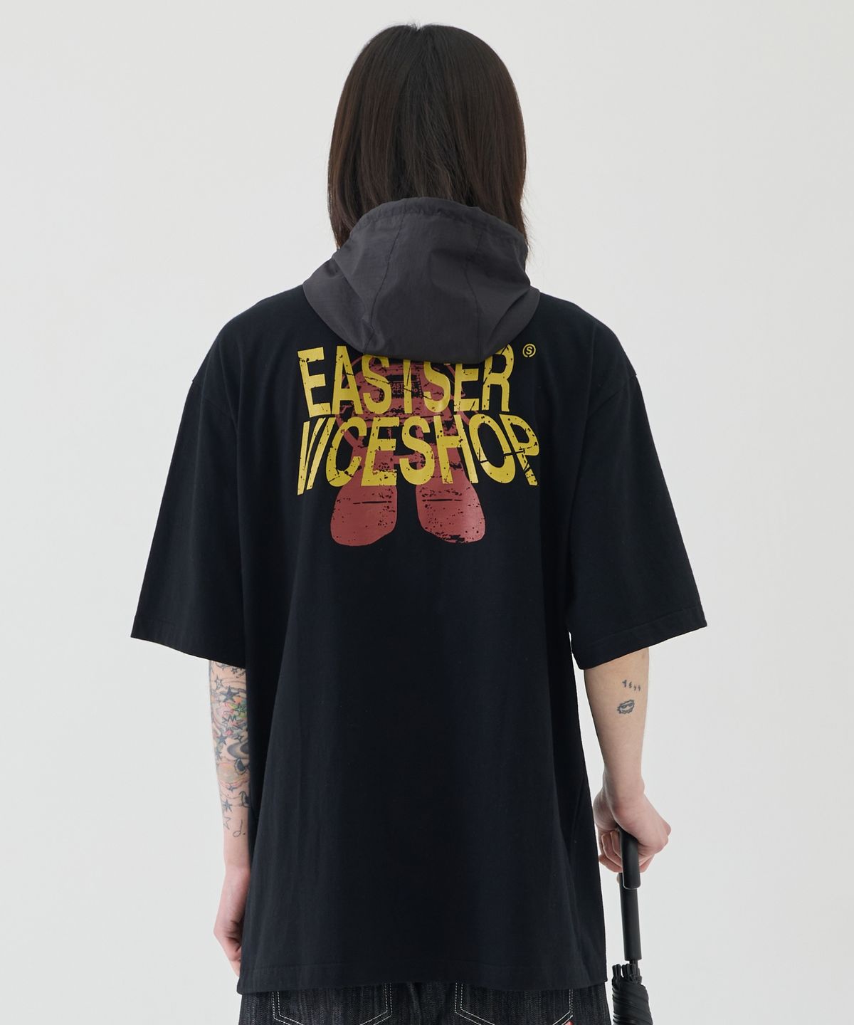 이스트서비스샵(eastserviceshop) Robo Vice Shop Half T - Black
