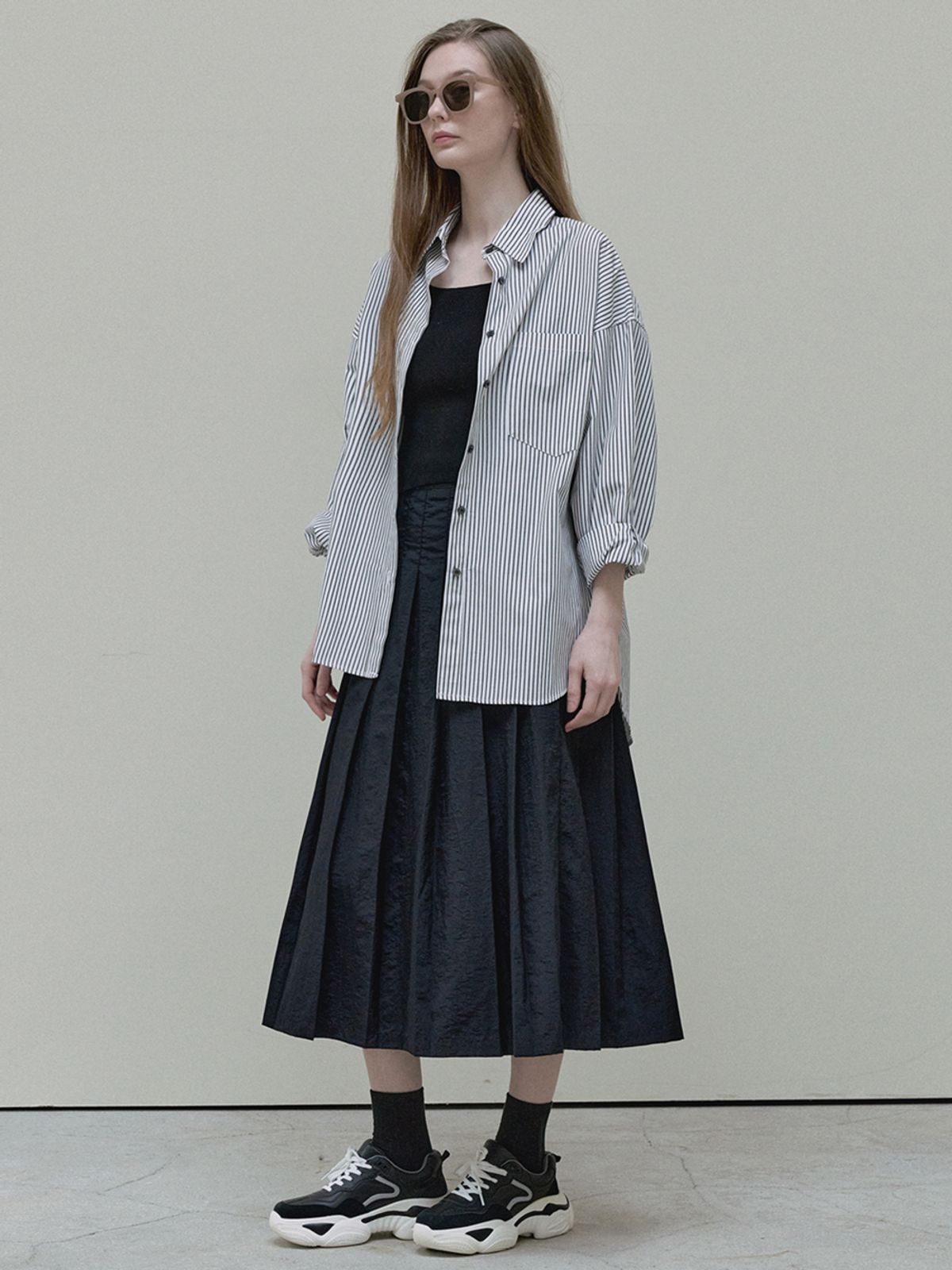아방(AVANT-G) Unbalance Stripe overfit shirt - white