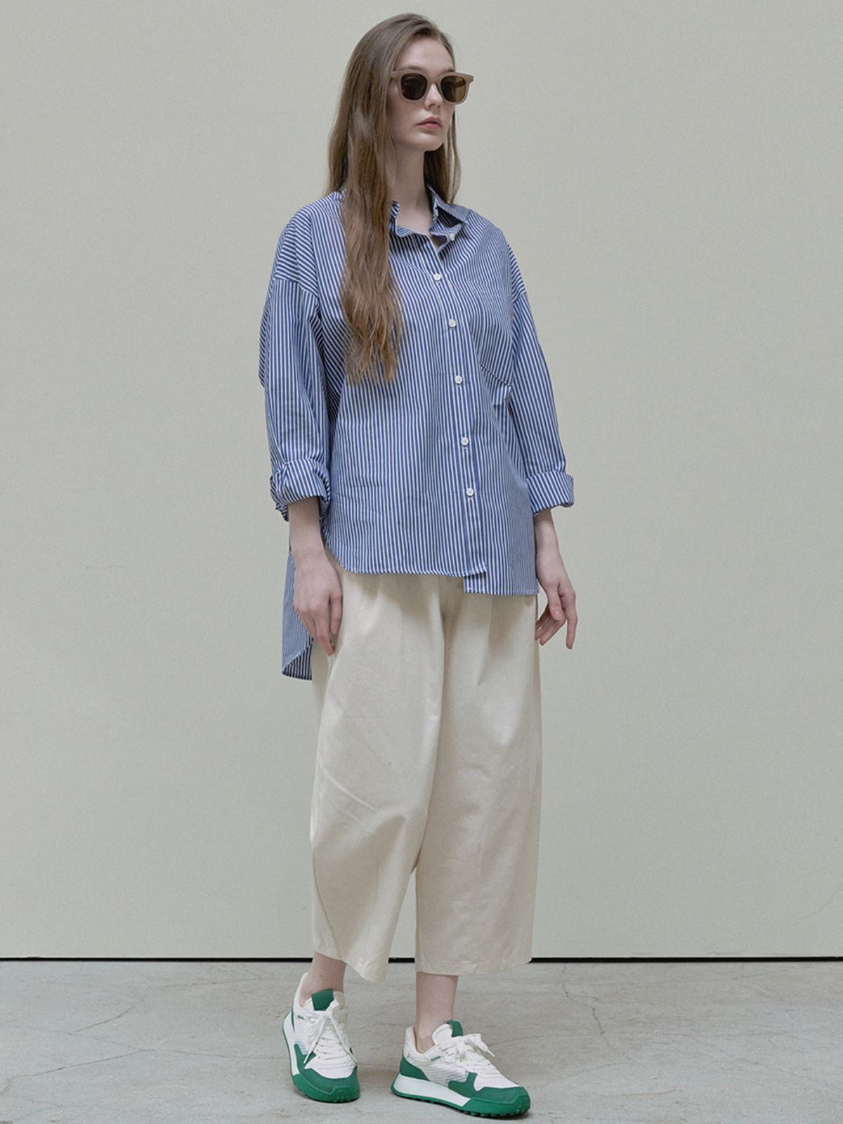 아방(AVANT-G) Unbalance Stripe overfit shirt - blue