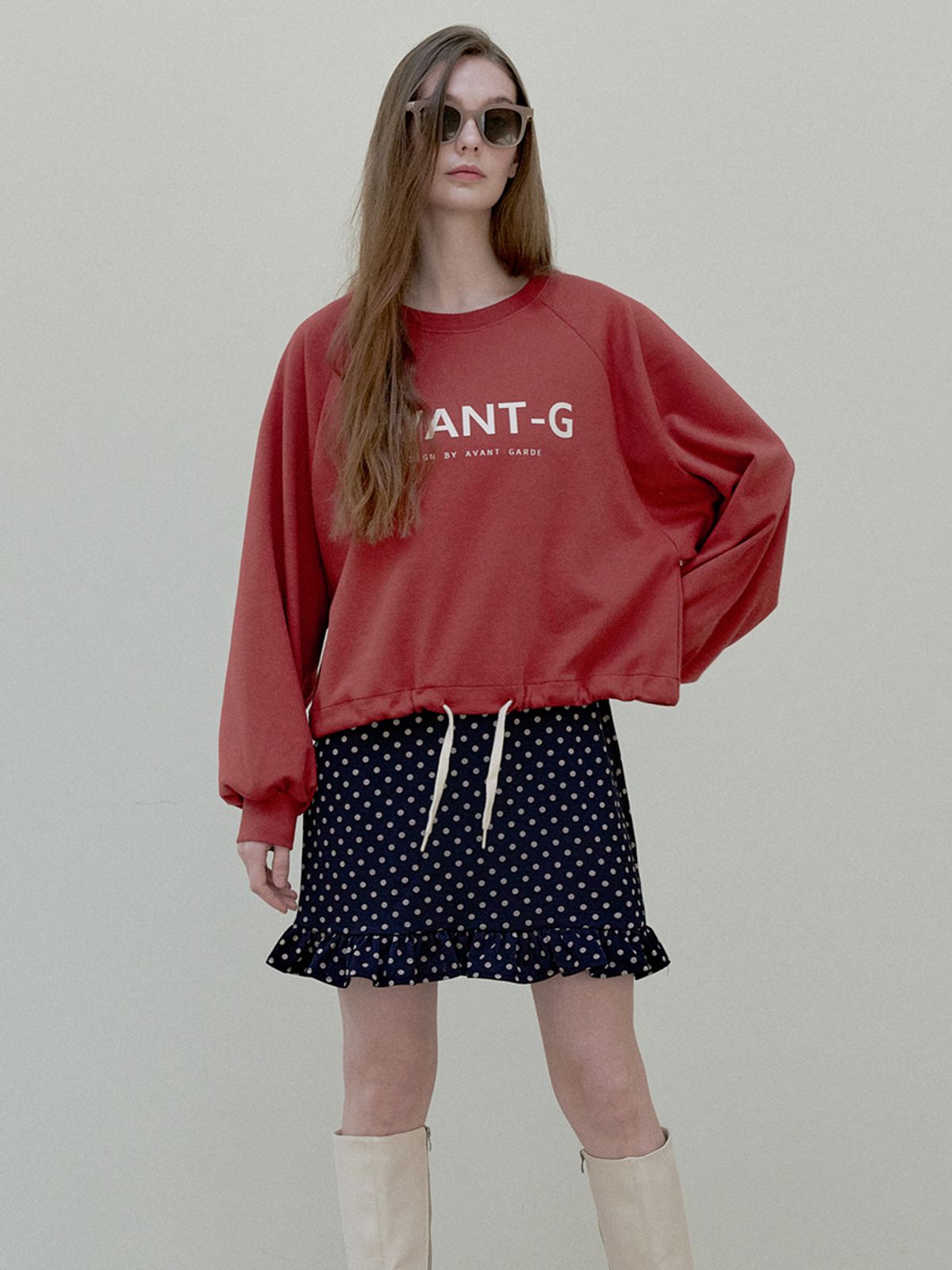 아방(AVANT-G) String Crop Overfit Sweatshirt - brick
