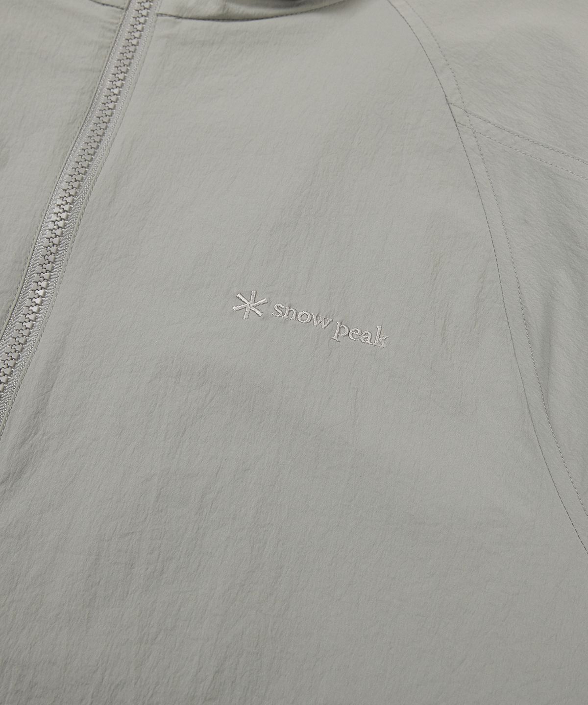 스노우피크 어패럴(SNOWPEAK APPAREL) 루트 유틸리티 포켓 바람막이 Gray (S24MURWB67)