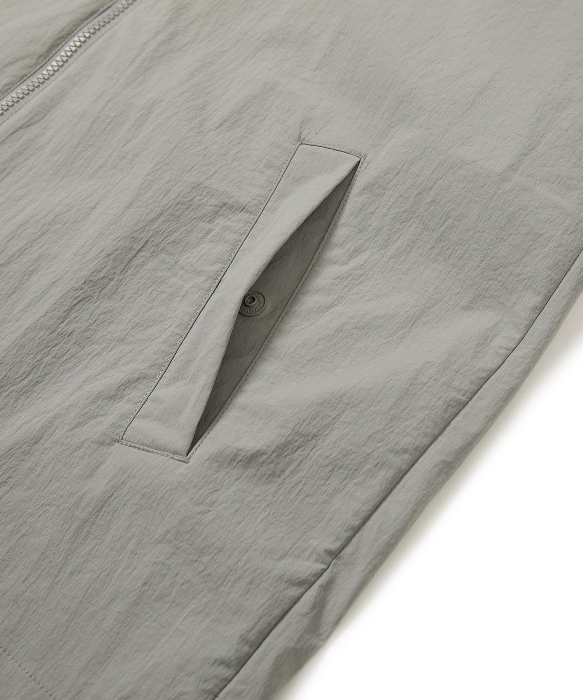 스노우피크 어패럴(SNOWPEAK APPAREL) 루트 유틸리티 포켓 바람막이 Gray (S24MURWB67)