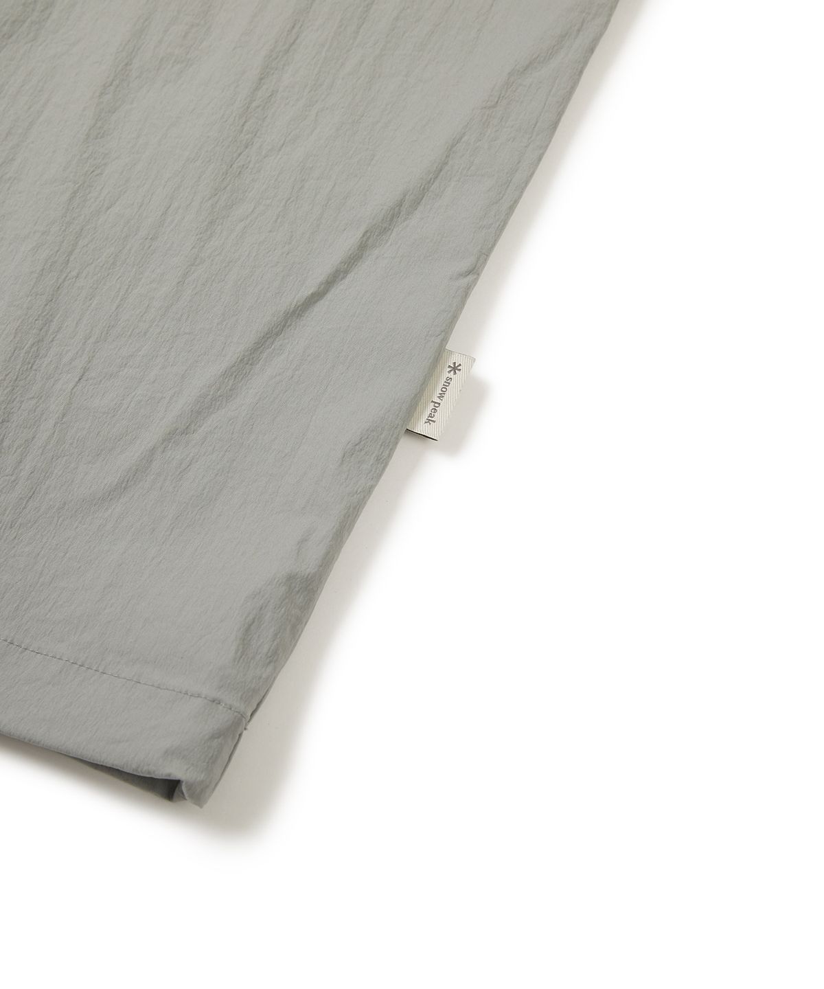 스노우피크 어패럴(SNOWPEAK APPAREL) 루트 유틸리티 포켓 바람막이 Gray (S24MURWB67)