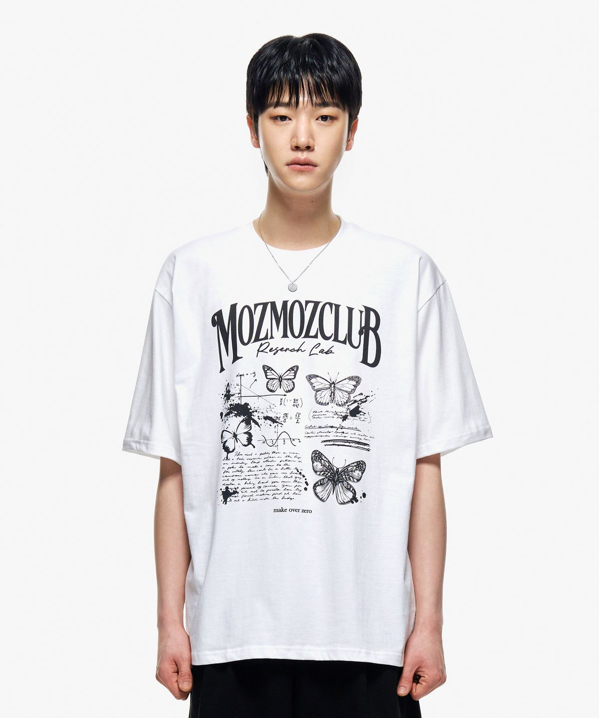 모즈모즈(MOZMOZ) 리서치랩 오버핏 반팔티셔츠 화이트