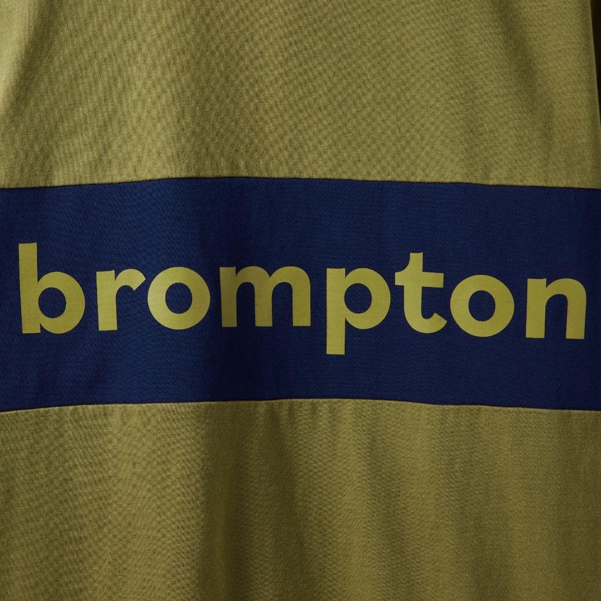 브롬톤 런던(BROMPTON LONDON) VINTAGE CYCLE COLLAR JERSEY - OLIVE (P242MPL511)