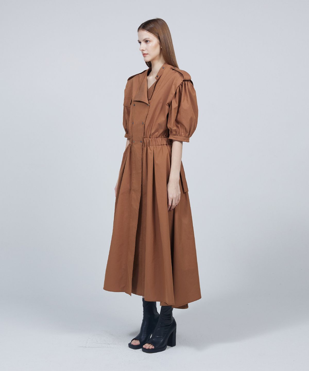 므아므(MMAM) Short puff sleeve trench coat dress