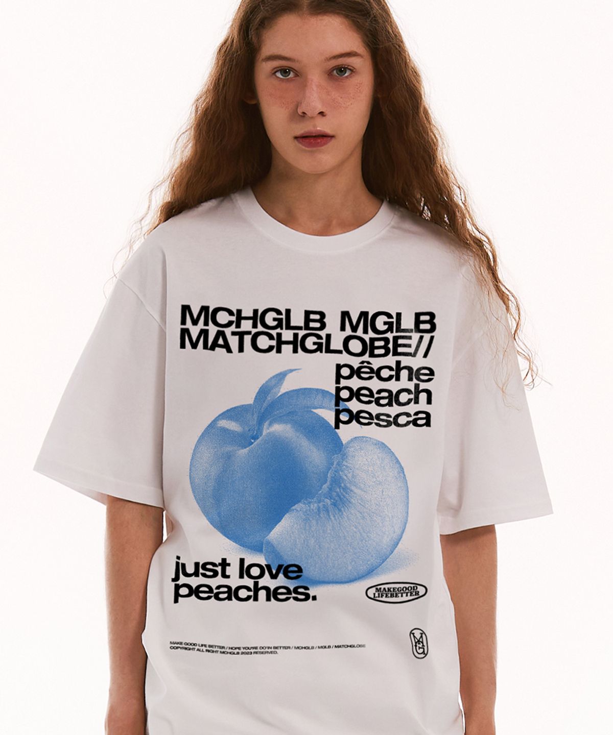 매치글로브(MATCHGLOBE) 피치스 오버핏 티 (화이트)
