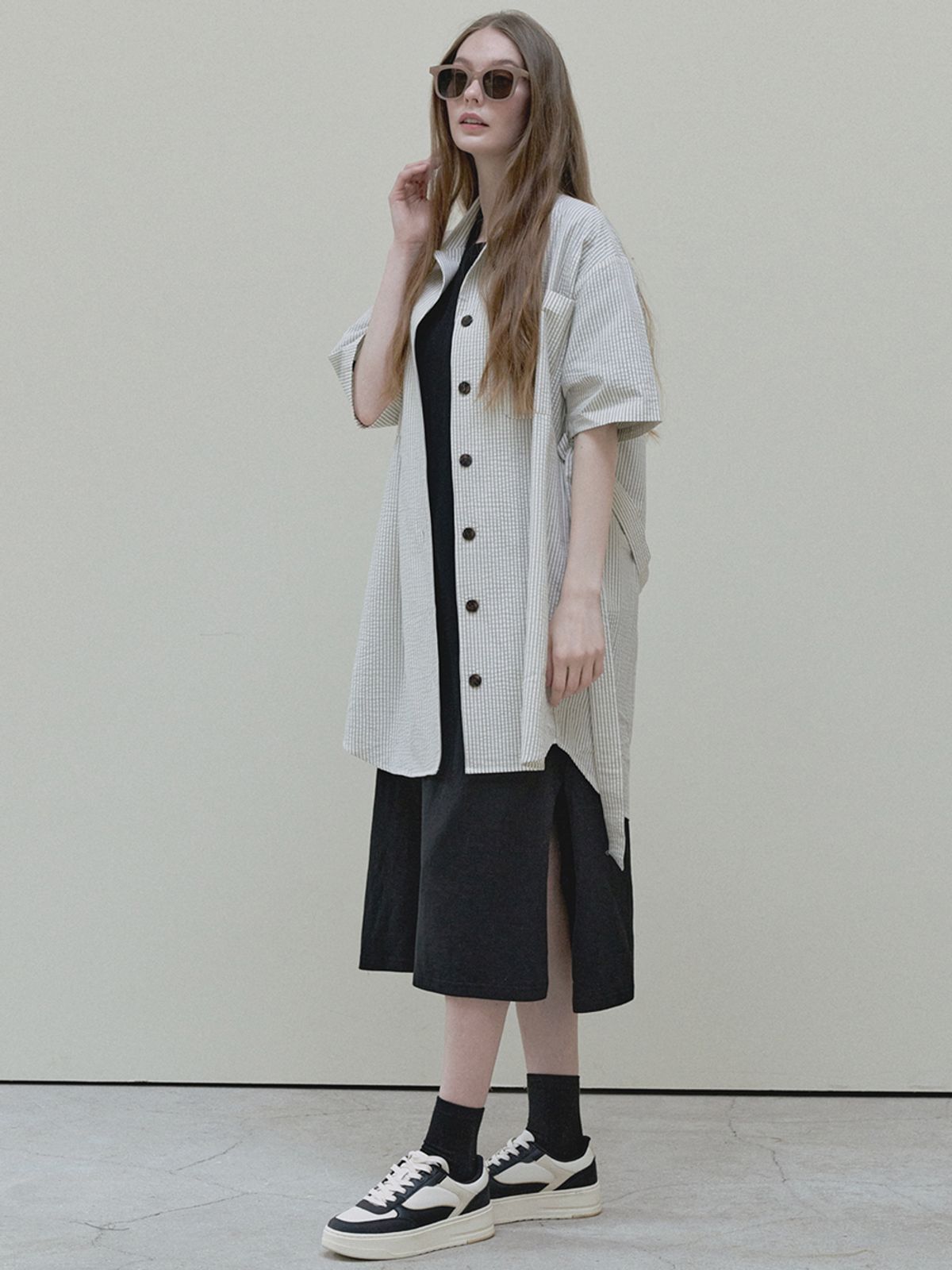 아방(AVANT-G) Dart Sleeve Logo Long Dress - black