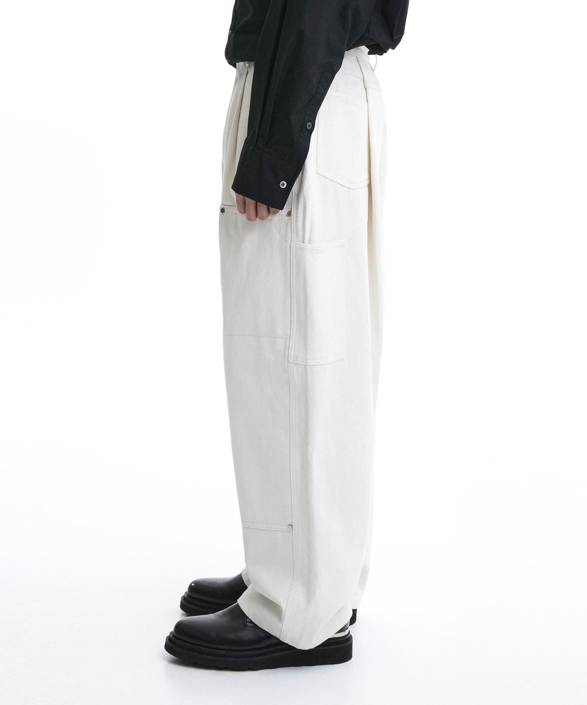 오픈야드(오와이)(OPENYARD(OY)) CARPENTER TUCK PANTS-CREAM
