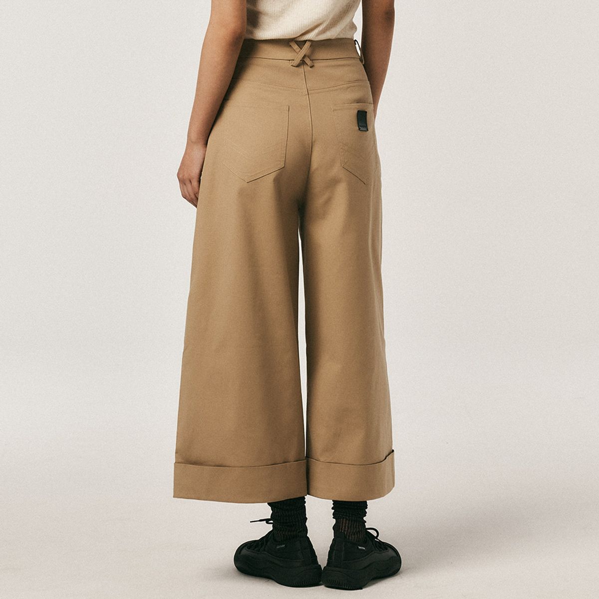 에이앤레이(AEIREI) AR_Tuck wide pants_3color