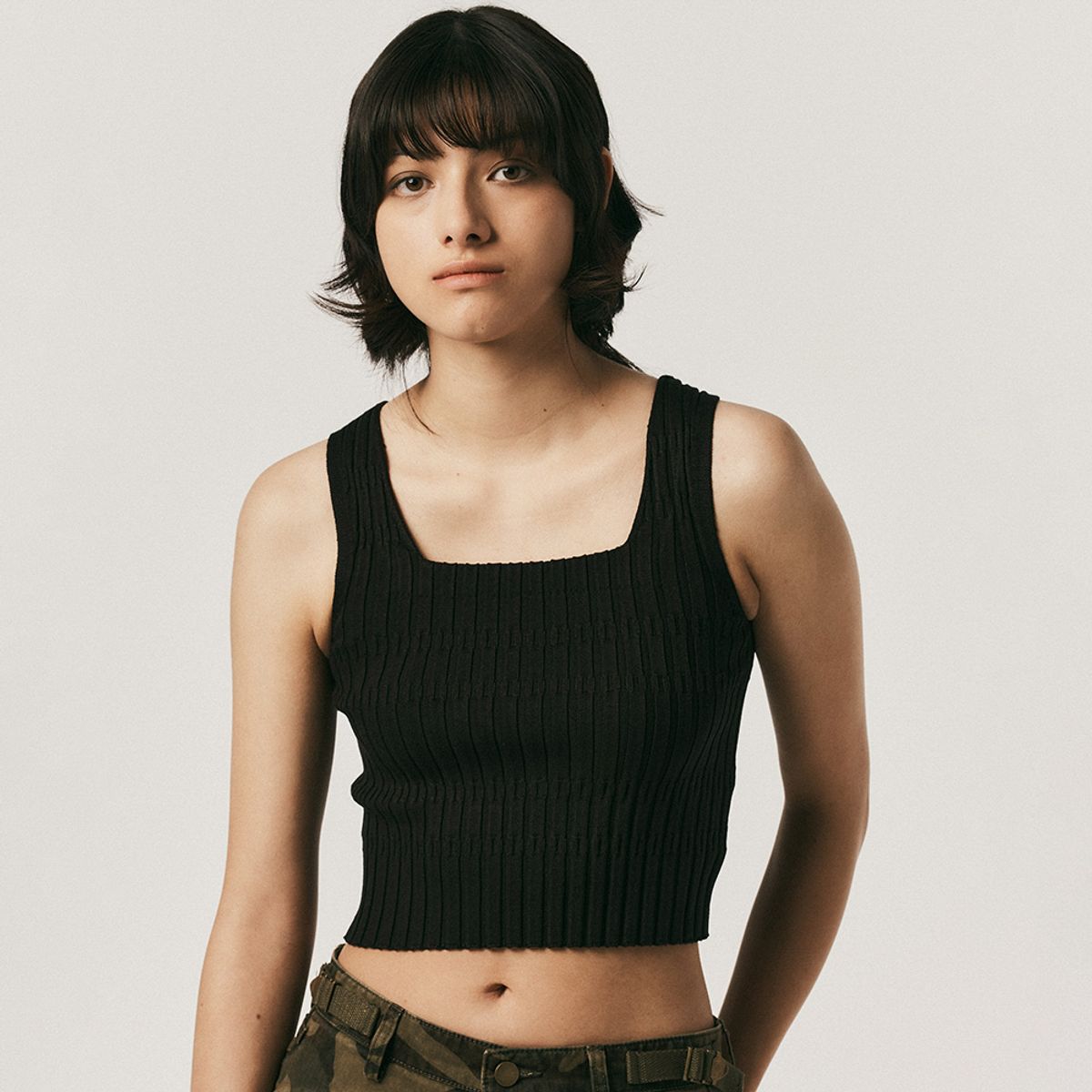 에이앤레이(AEIREI) AR_Wrinkle knitted crop top