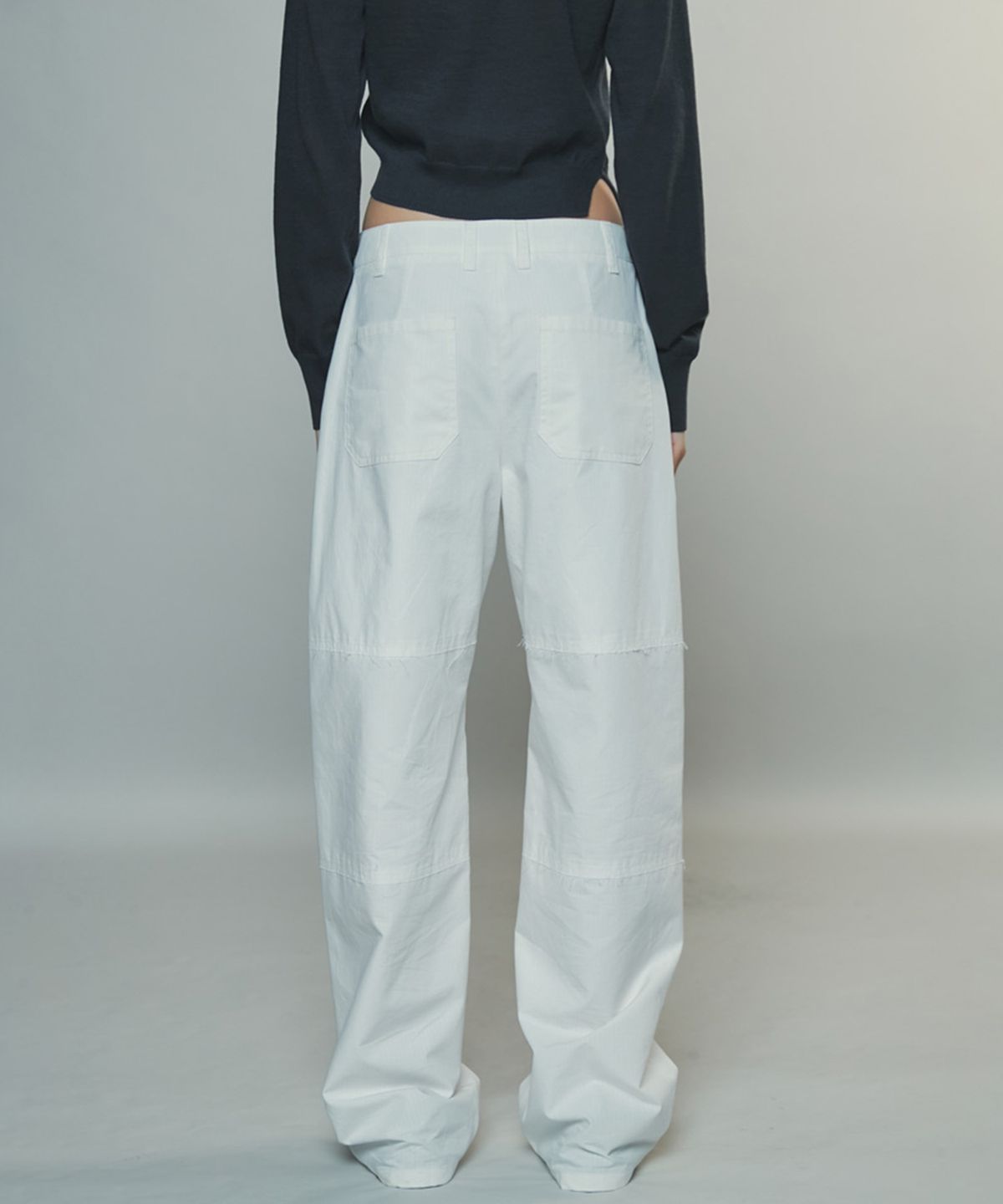 엔오르(EN OR) UTILITY COTTON CARGO PANTS - WHITE