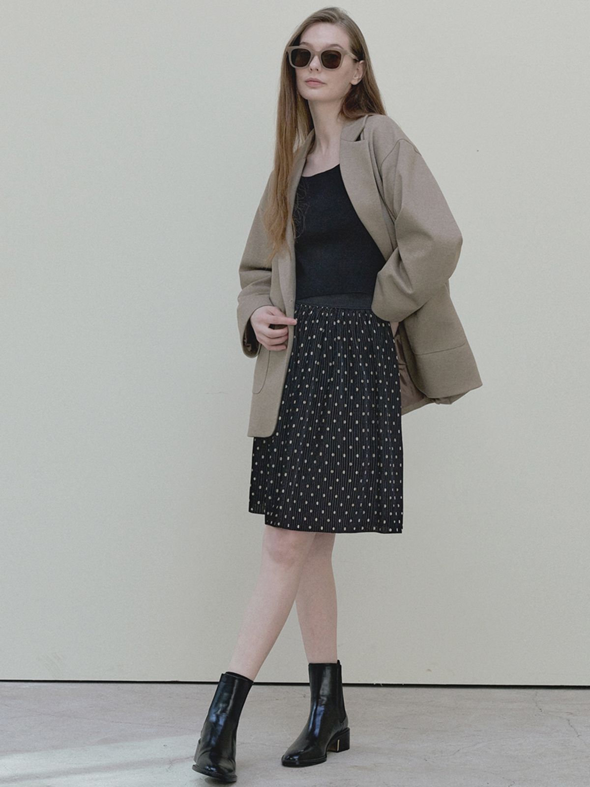 아방(AVANT-G) Dot Velvet Midi Skirt - black