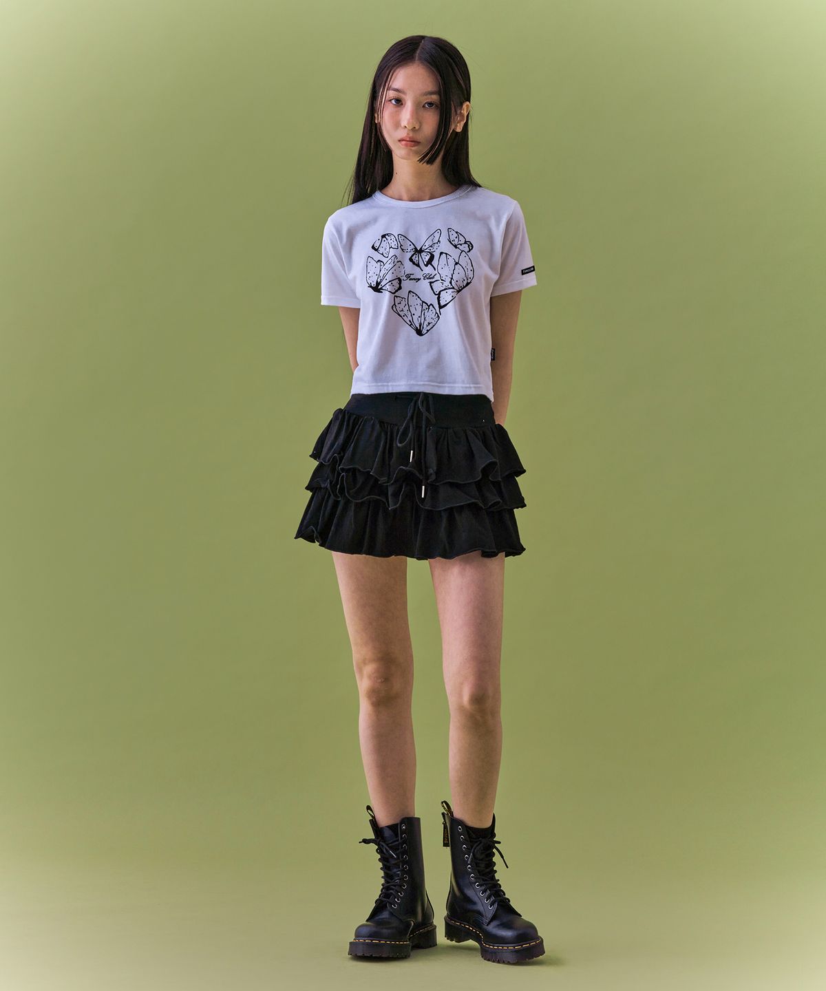 팬시클럽(FANCY CLUB) [NF] 하트 버터플라이 크롭 티_(WHITE)_F24QB366